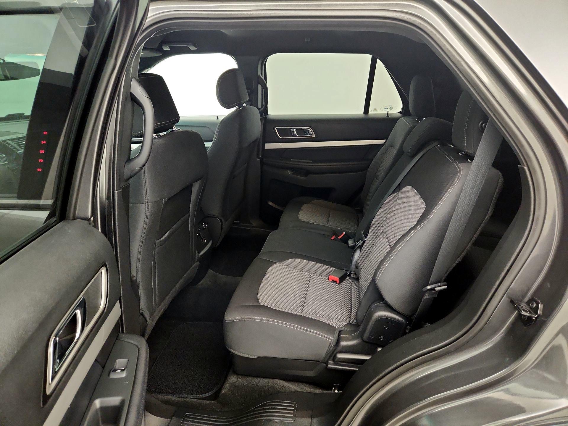 Thumbnail: 2017 Ford Explorer - 19