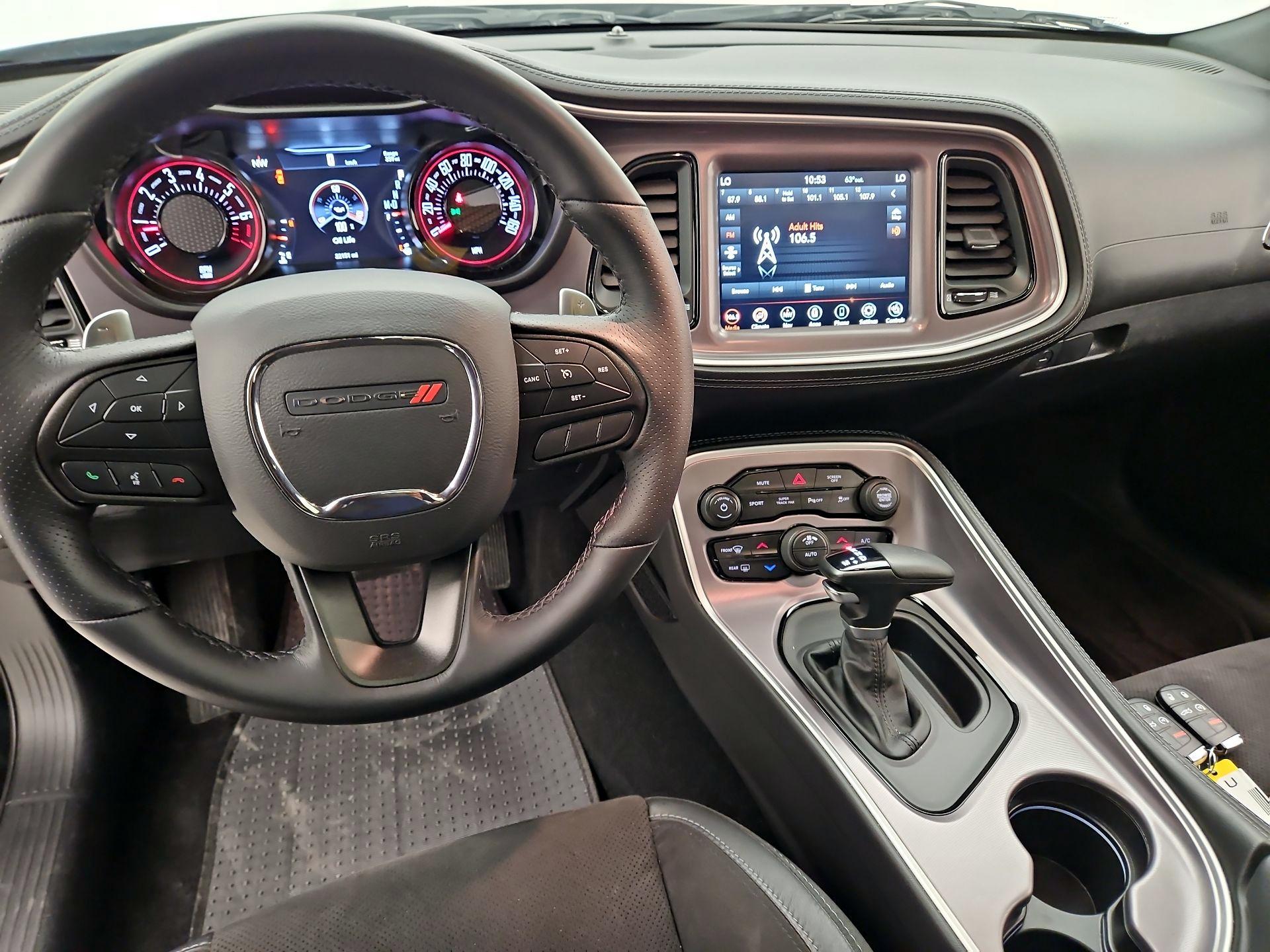 Thumbnail: 2022 Dodge Challenger - 9