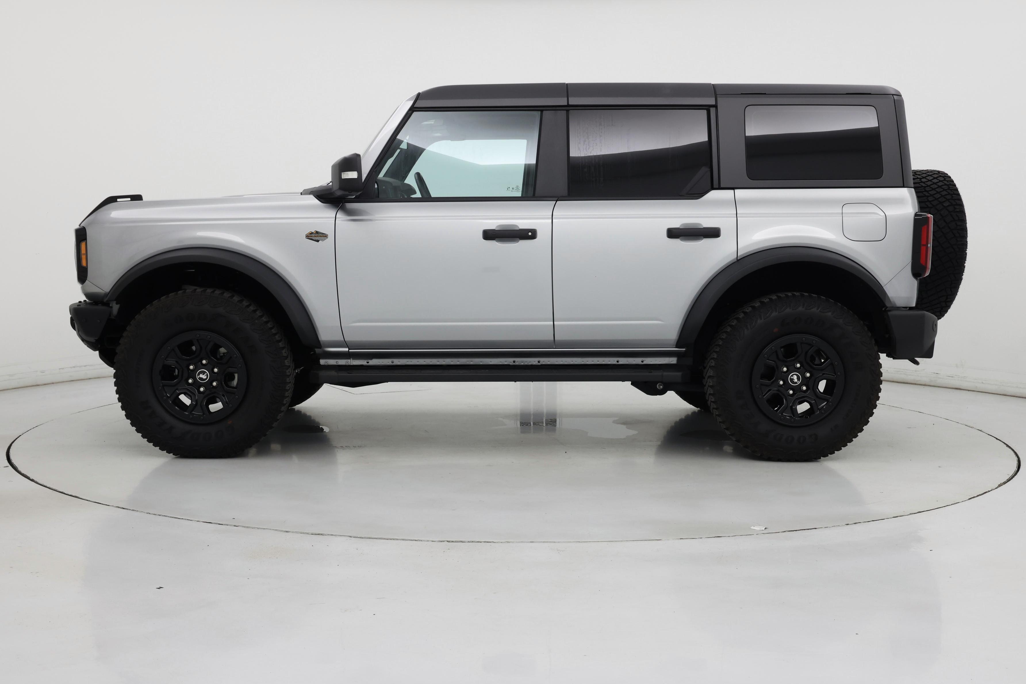 Thumbnail: 2024 Ford Bronco - 3