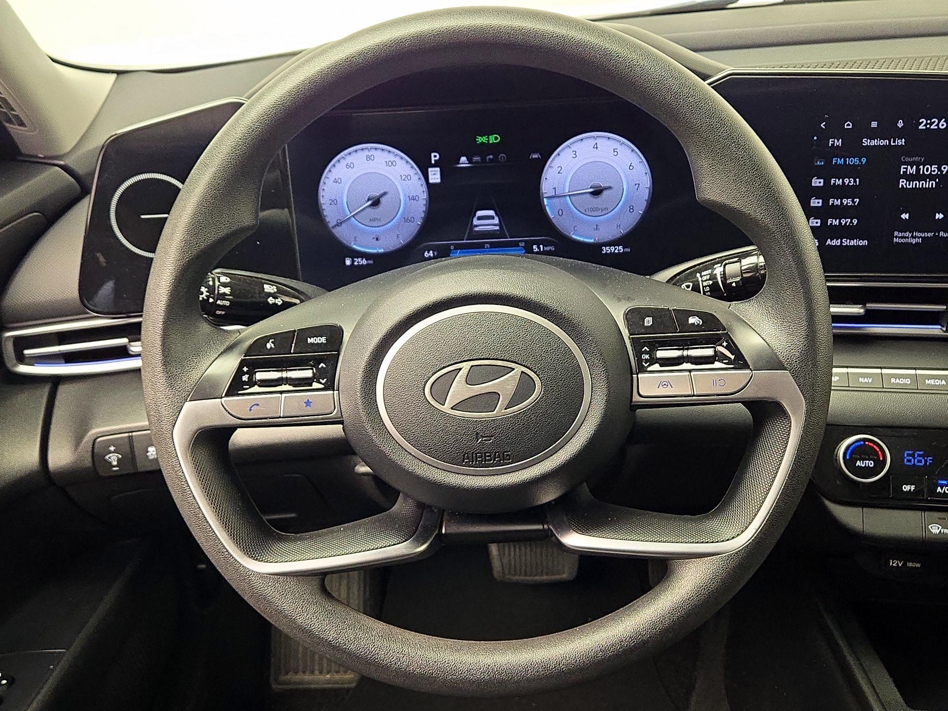 Thumbnail: 2024 Hyundai Elantra - 10