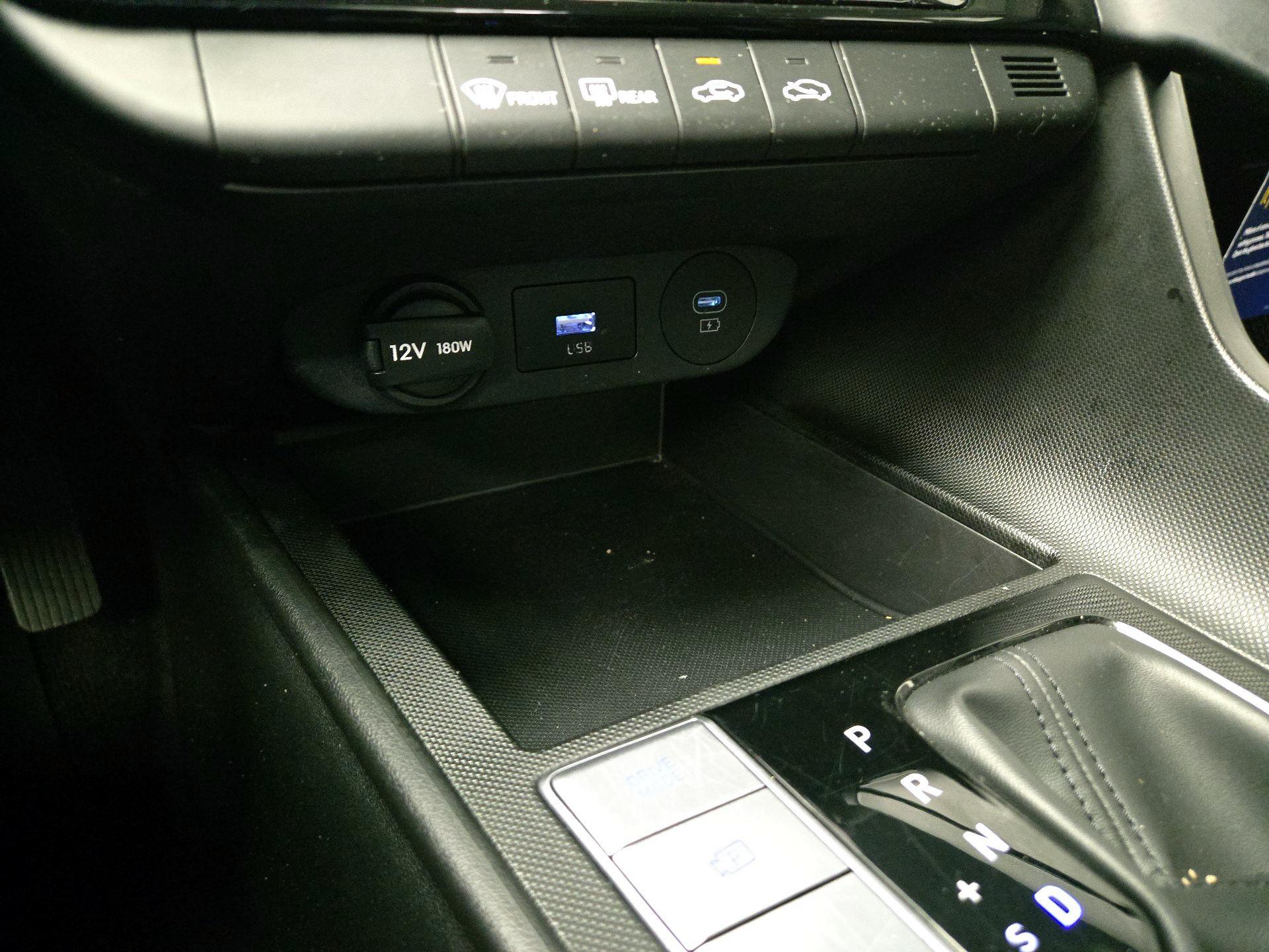 Thumbnail: 2024 Hyundai Elantra - 19