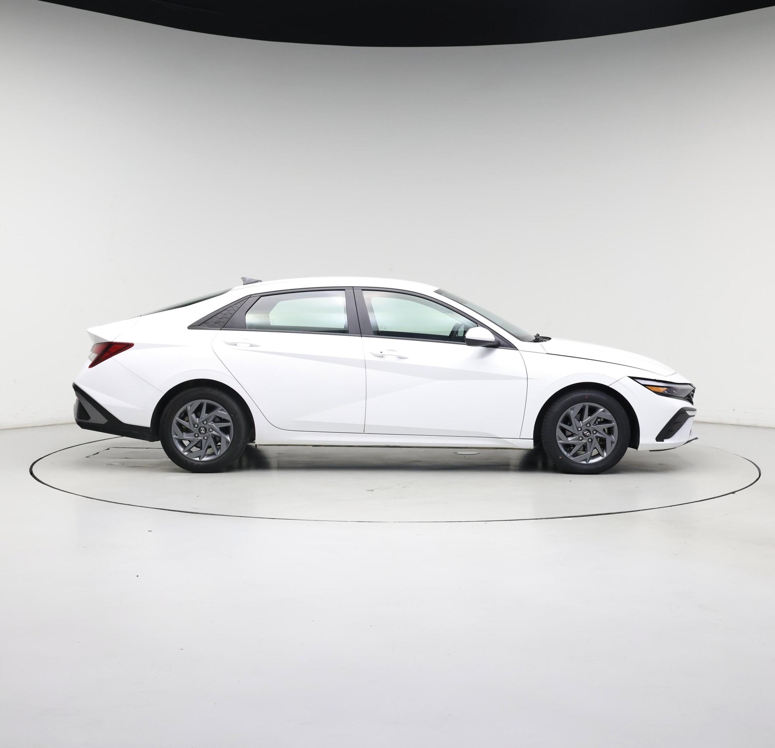 Thumbnail: 2024 Hyundai Elantra - 7