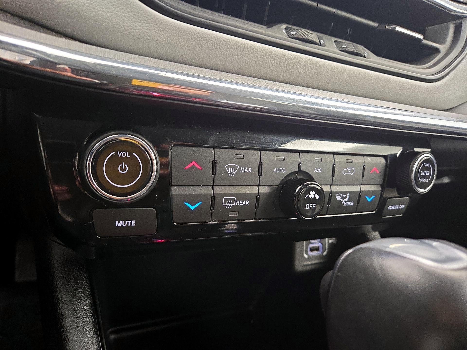 Thumbnail: 2022 Jeep Compass - 17