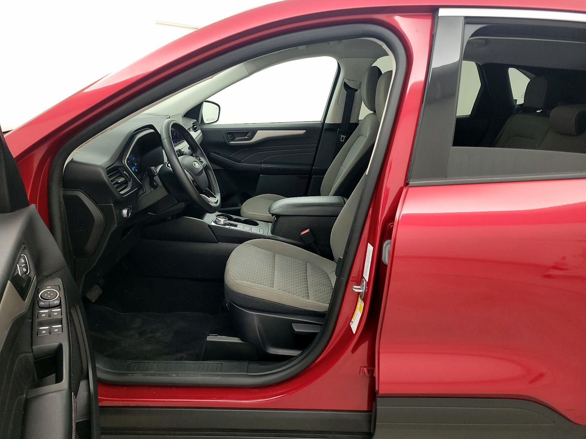 Thumbnail: 2022 Ford Escape - 11