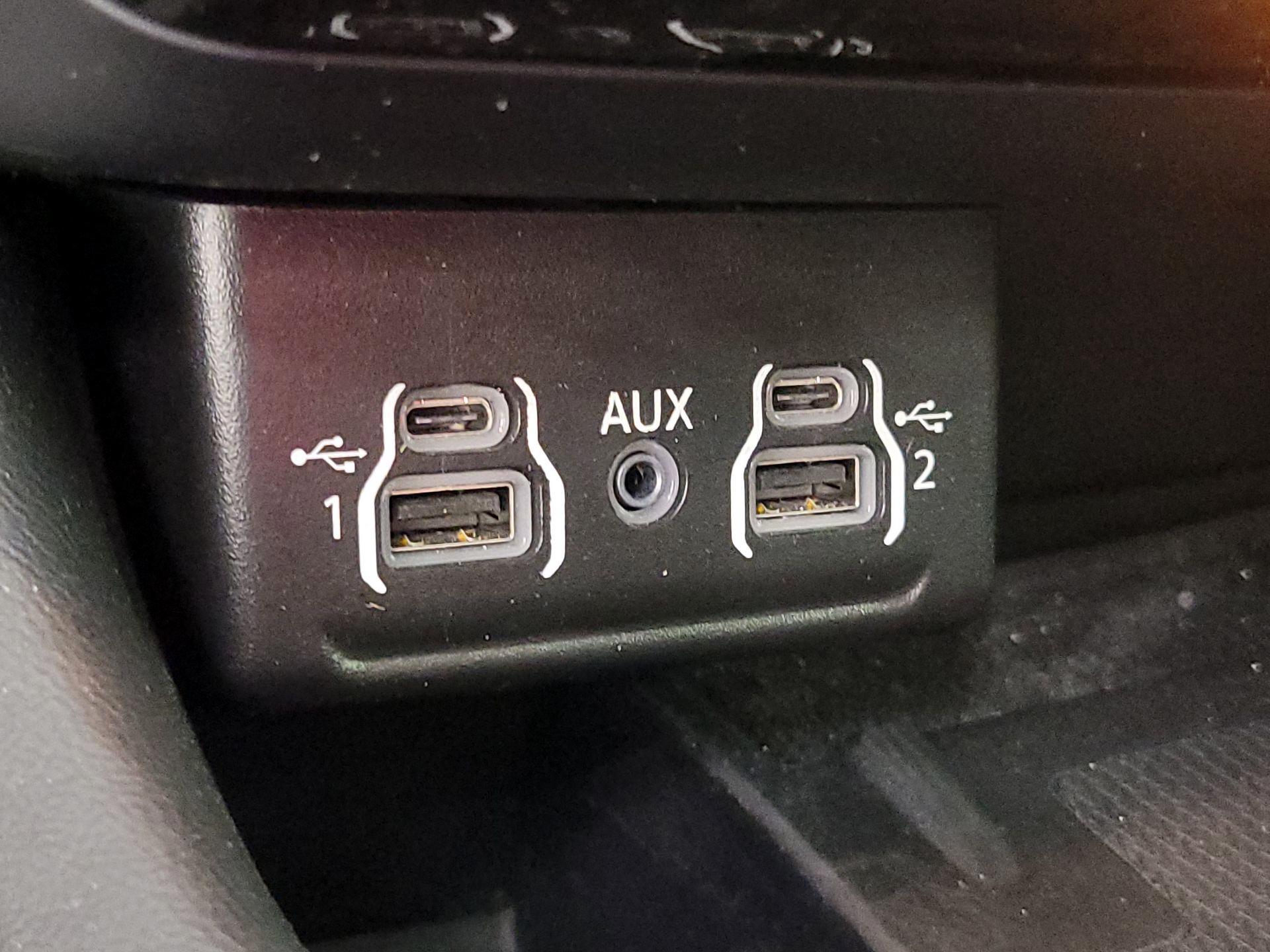 Thumbnail: 2022 Dodge Durango - 19