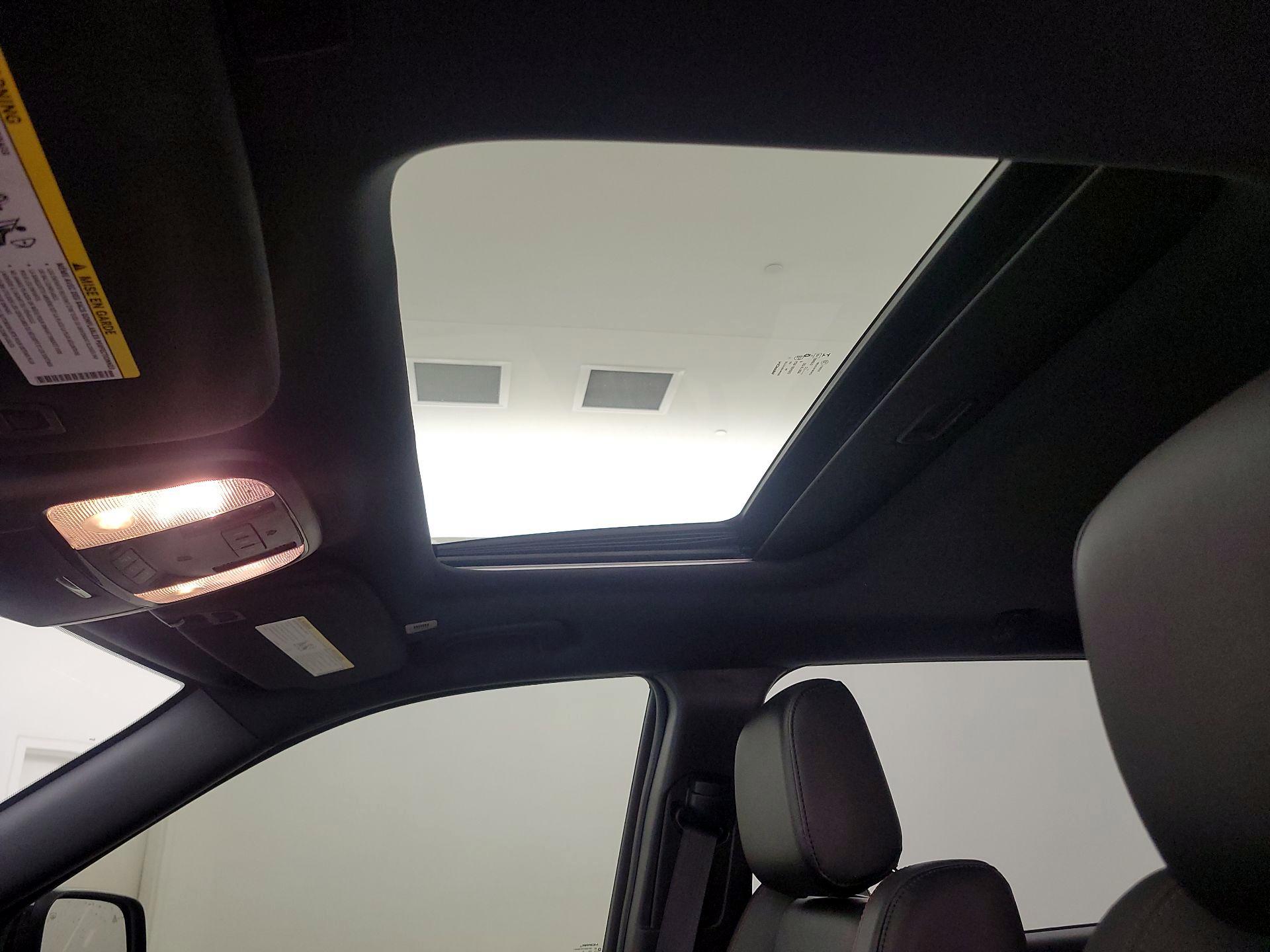 Thumbnail: 2022 Dodge Durango - 20