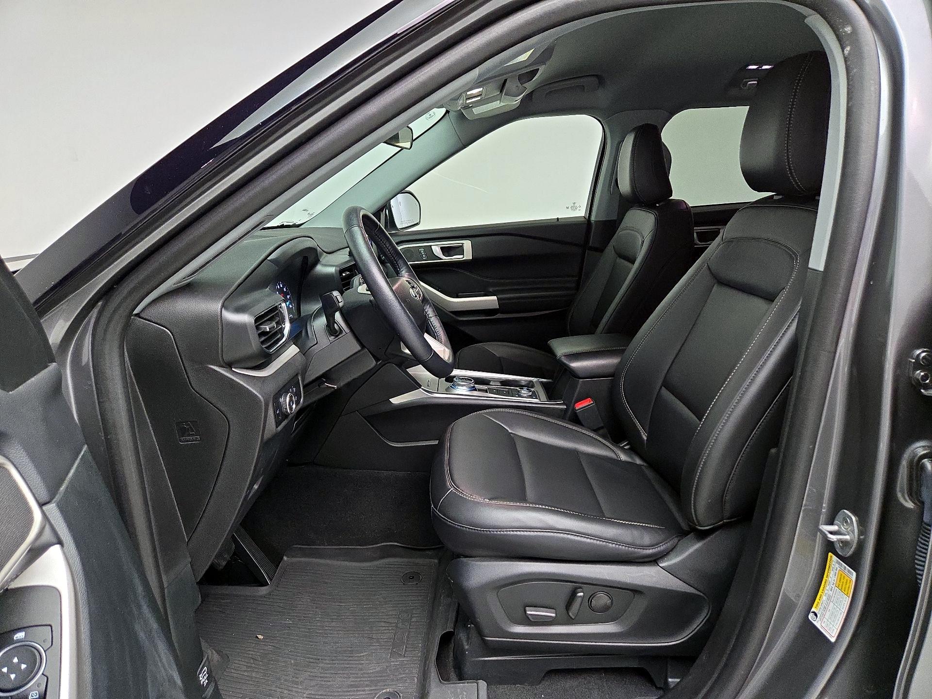 Thumbnail: 2023 Ford Explorer - 11