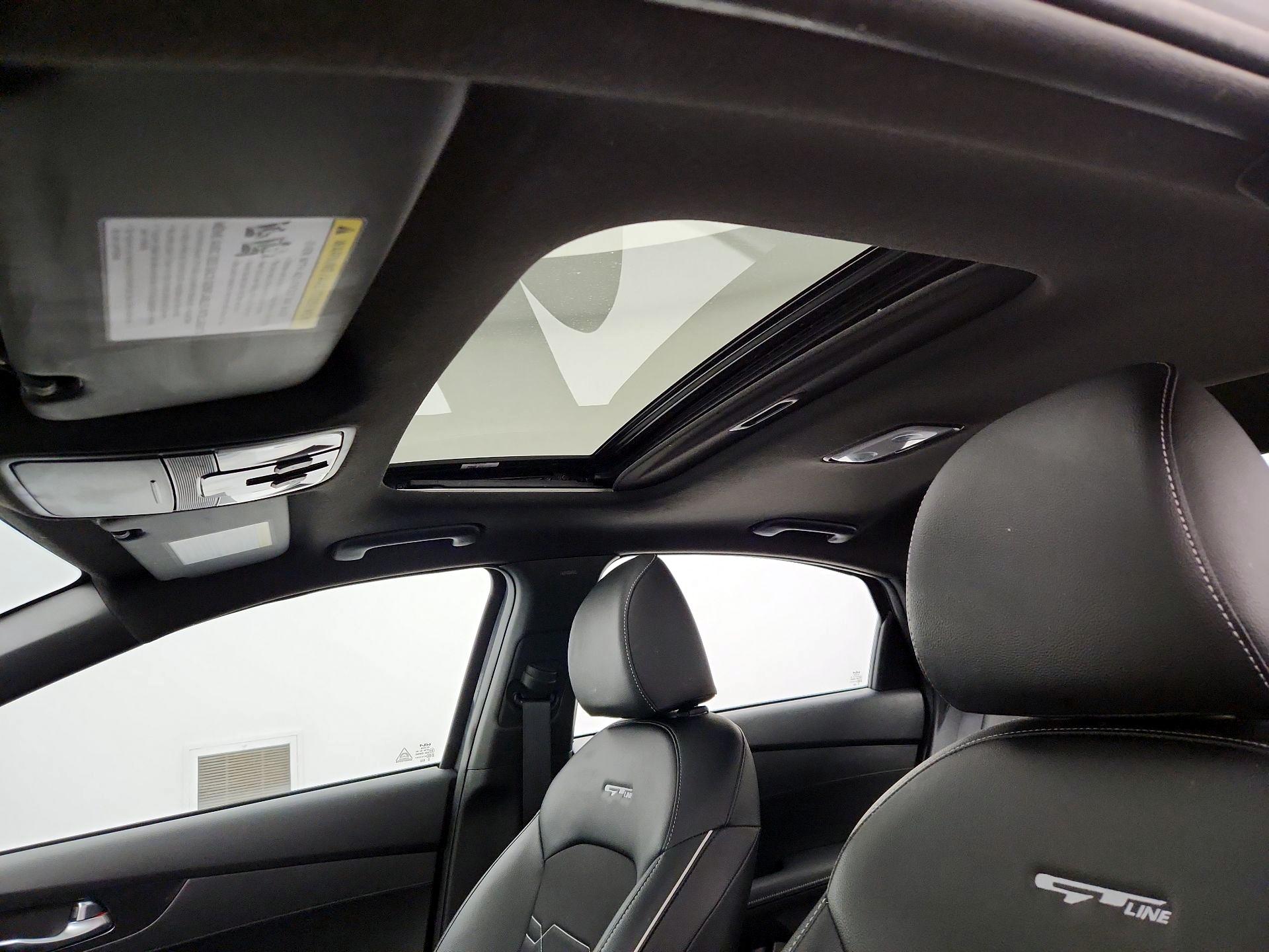 Thumbnail: 2022 Kia Forte - 20