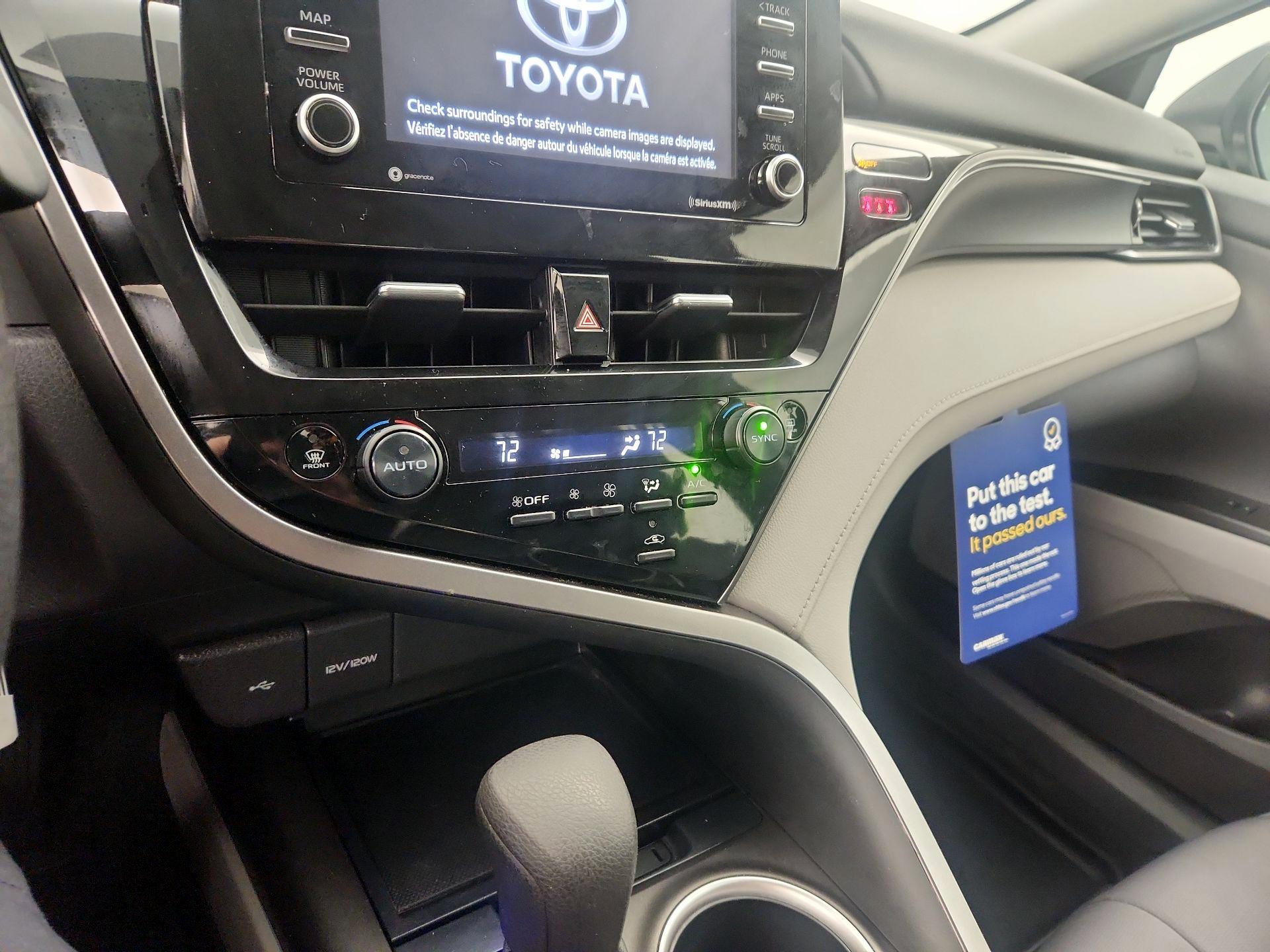 Thumbnail: 2022 Toyota Camry - 16