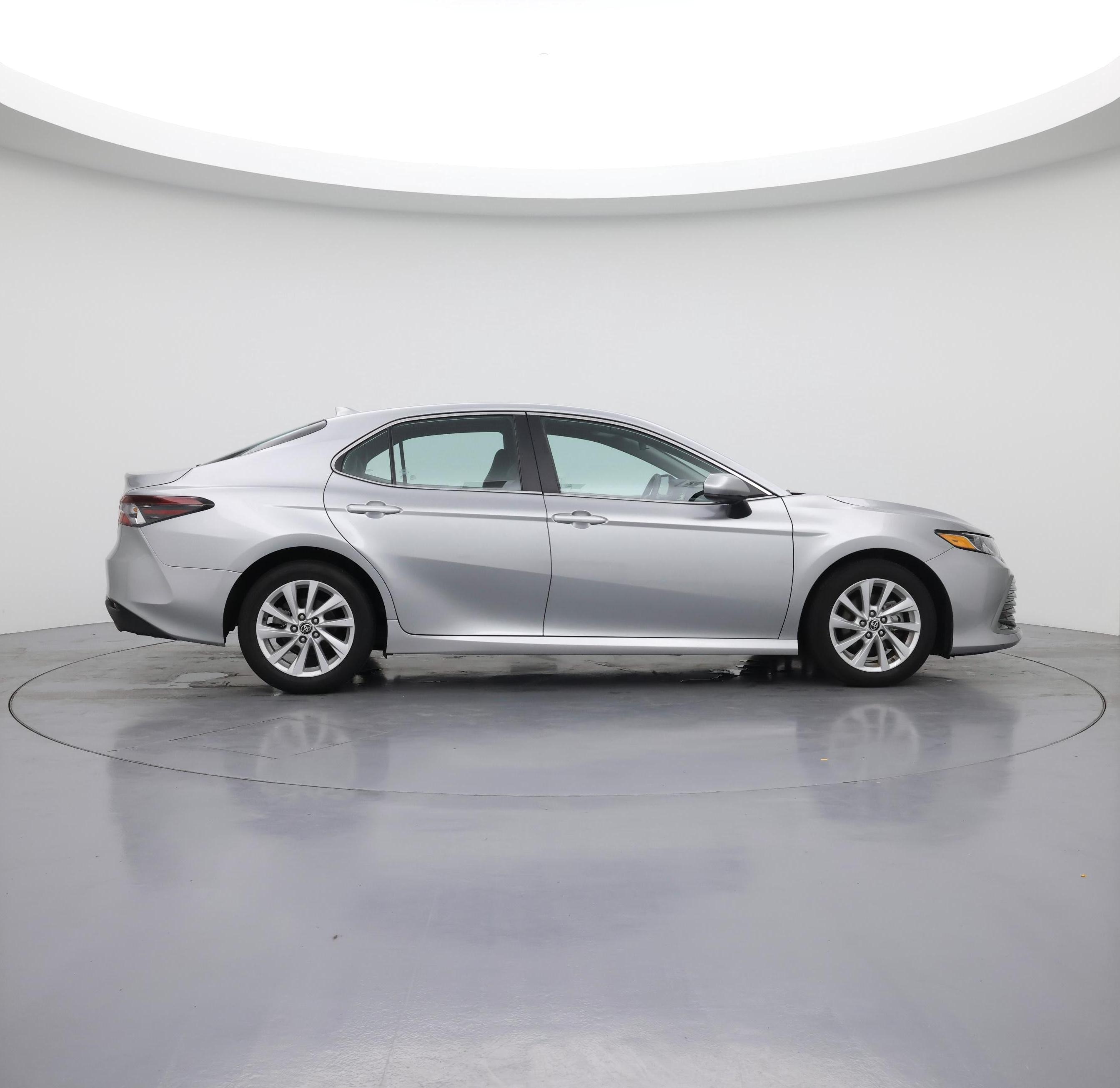 Thumbnail: 2022 Toyota Camry - 7