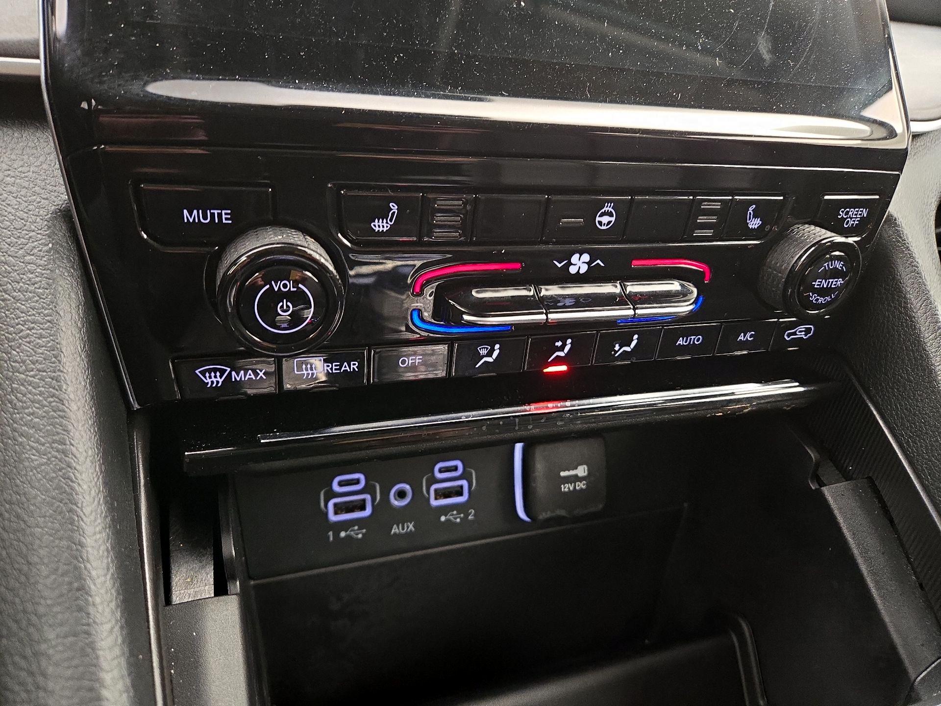 Thumbnail: 2023 Jeep Grand Cherokee - 17