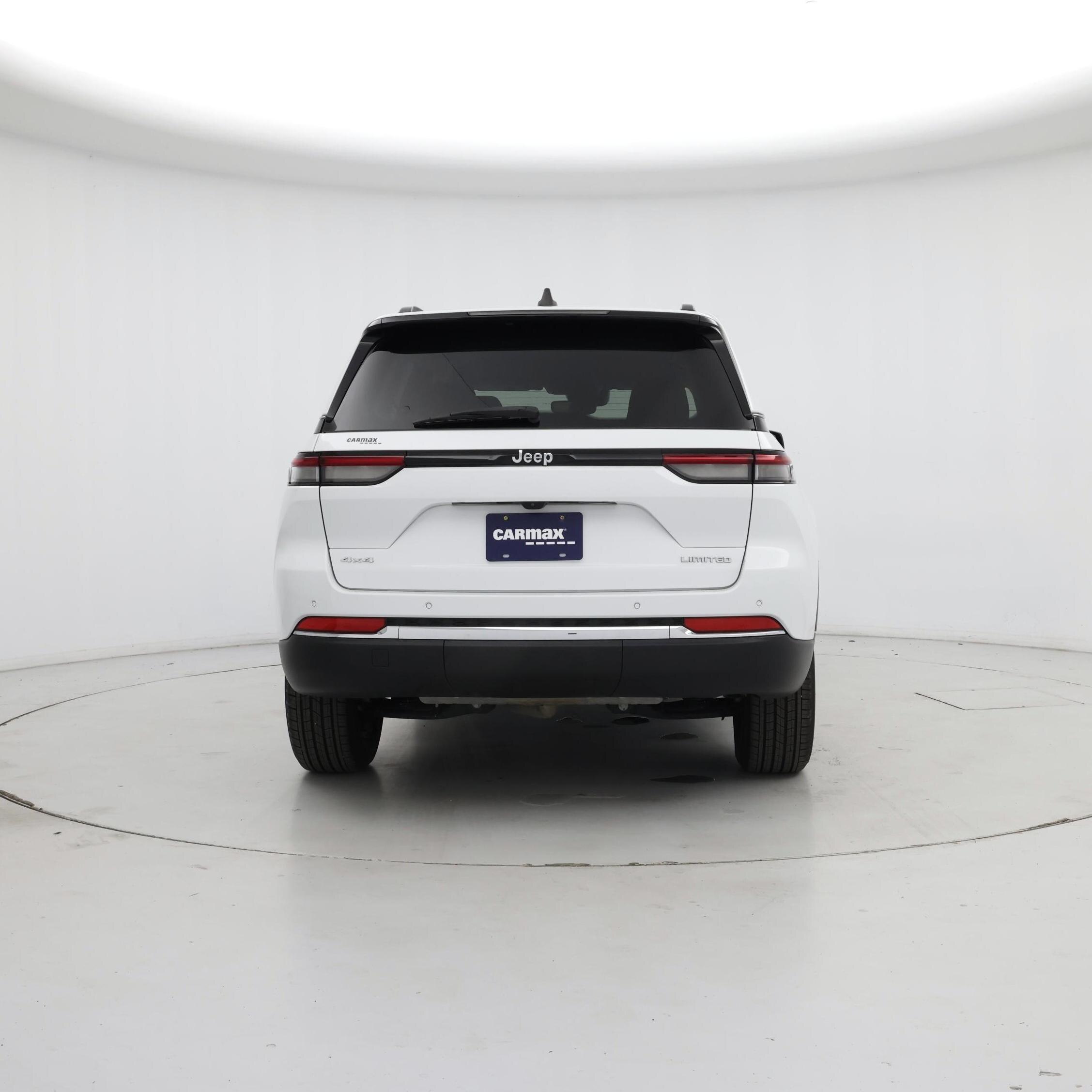 Thumbnail: 2023 Jeep Grand Cherokee - 8