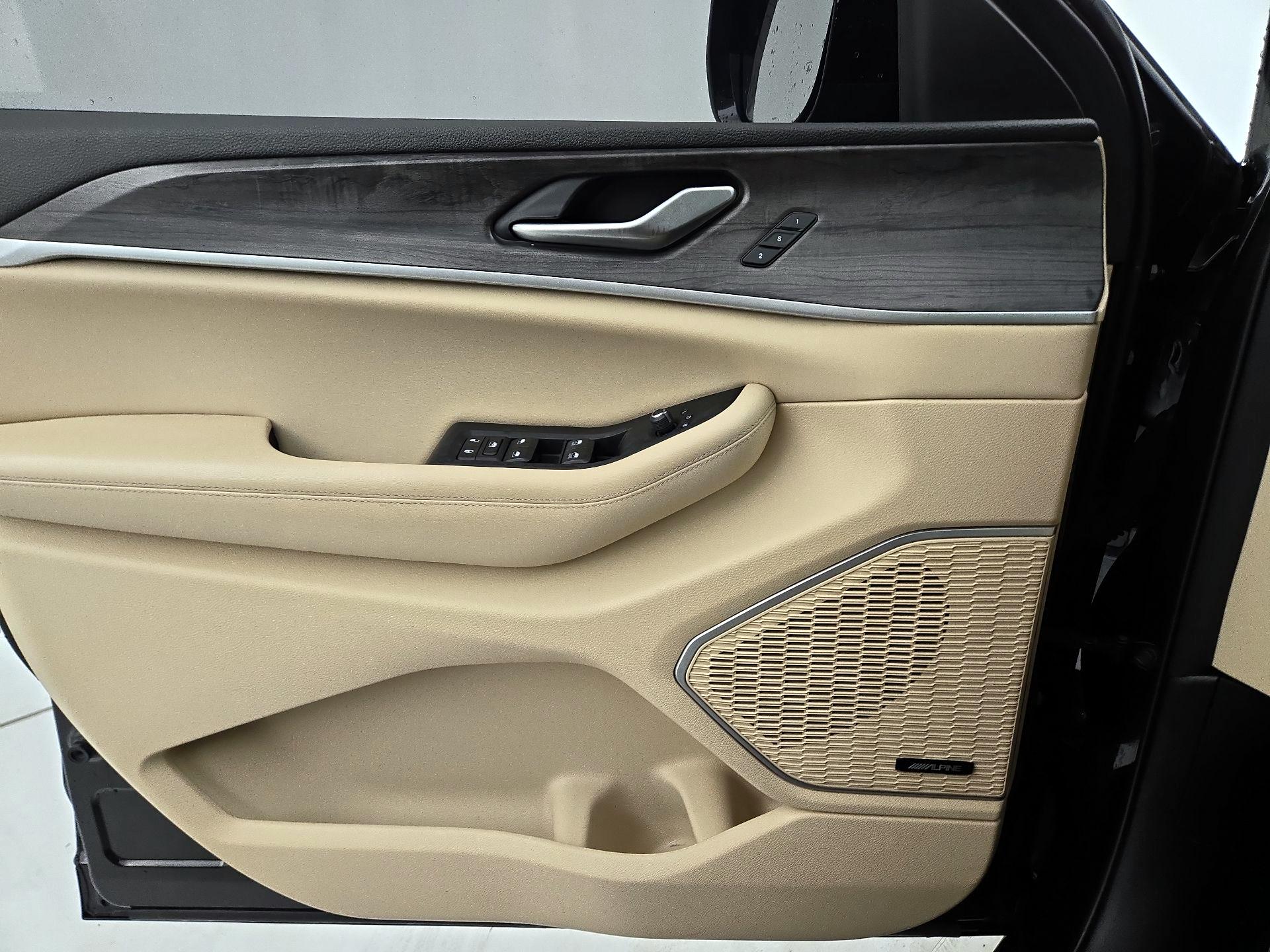 Thumbnail: 2022 Jeep Grand Cherokee L - 12