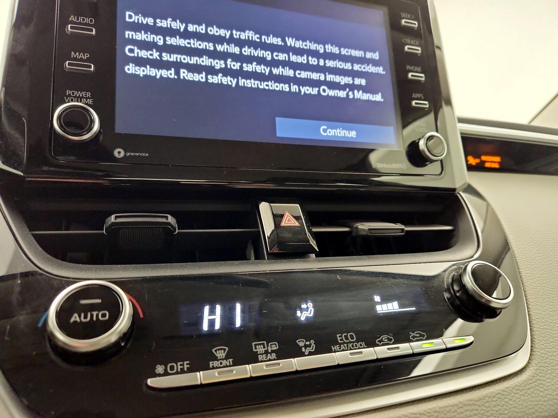 Thumbnail: 2021 Toyota Corolla - 16