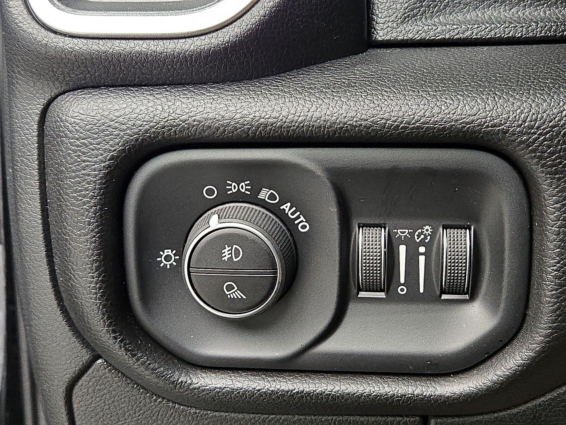 Thumbnail: 2022 RAM 1500 - 13