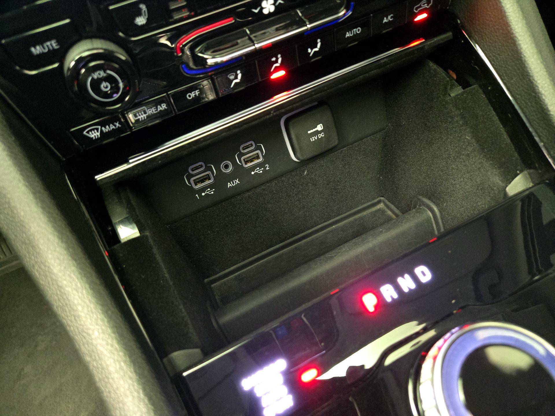 Thumbnail: 2022 Jeep Grand Cherokee L - 19