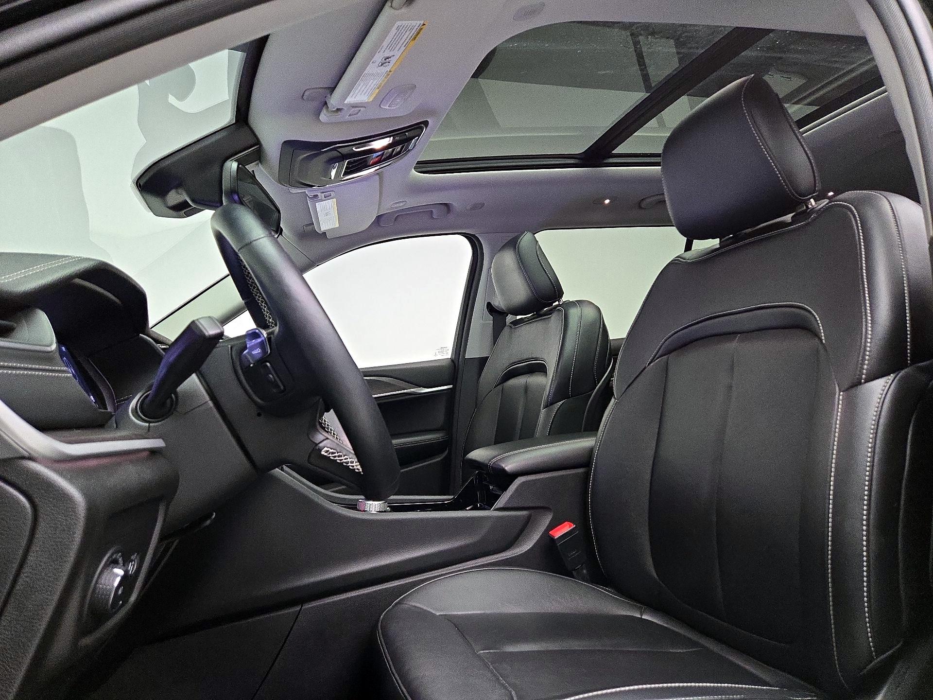 Thumbnail: 2022 Jeep Grand Cherokee L - 20