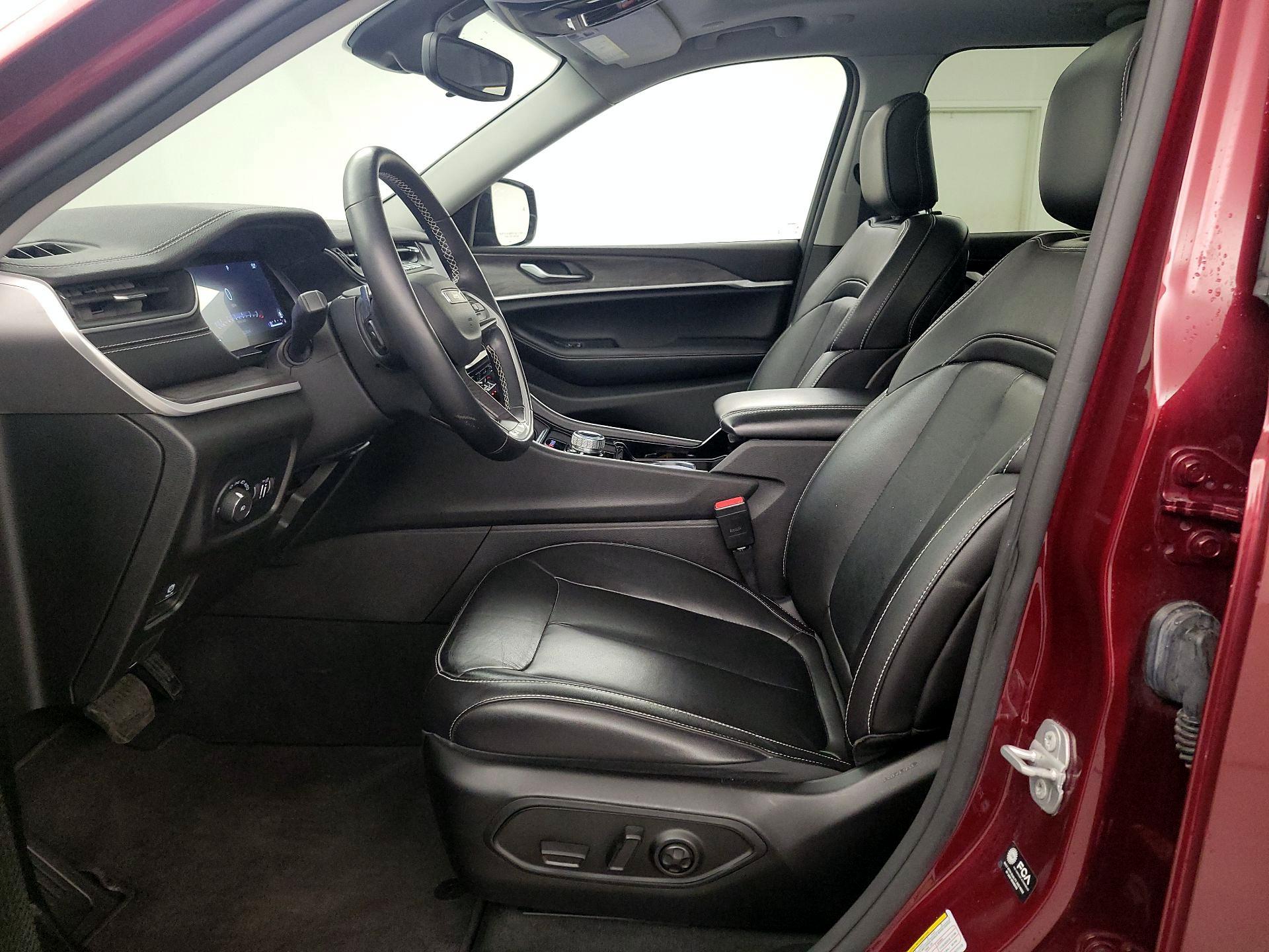 Thumbnail: 2022 Jeep Grand Cherokee - 11