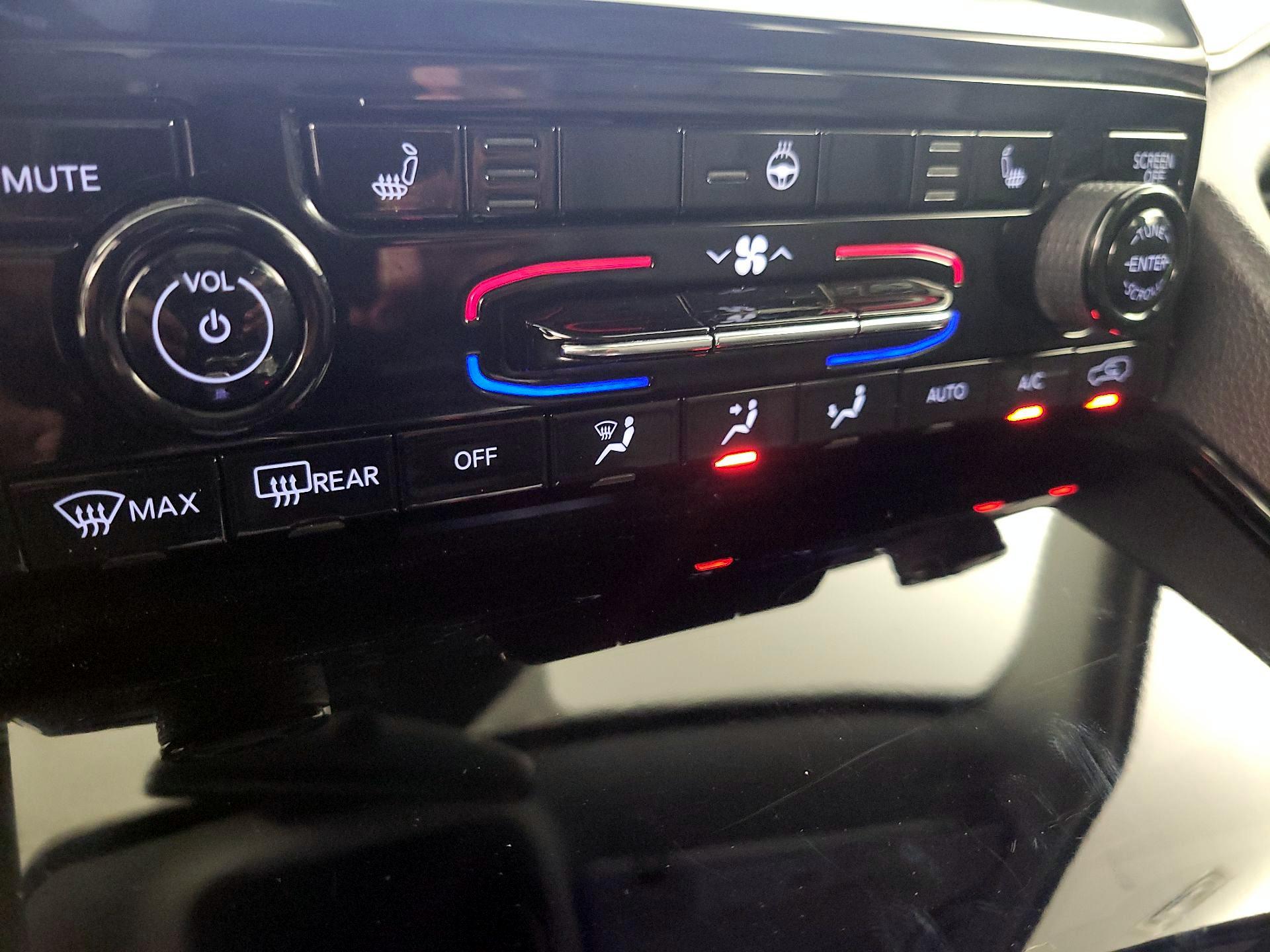 Thumbnail: 2022 Jeep Grand Cherokee - 17