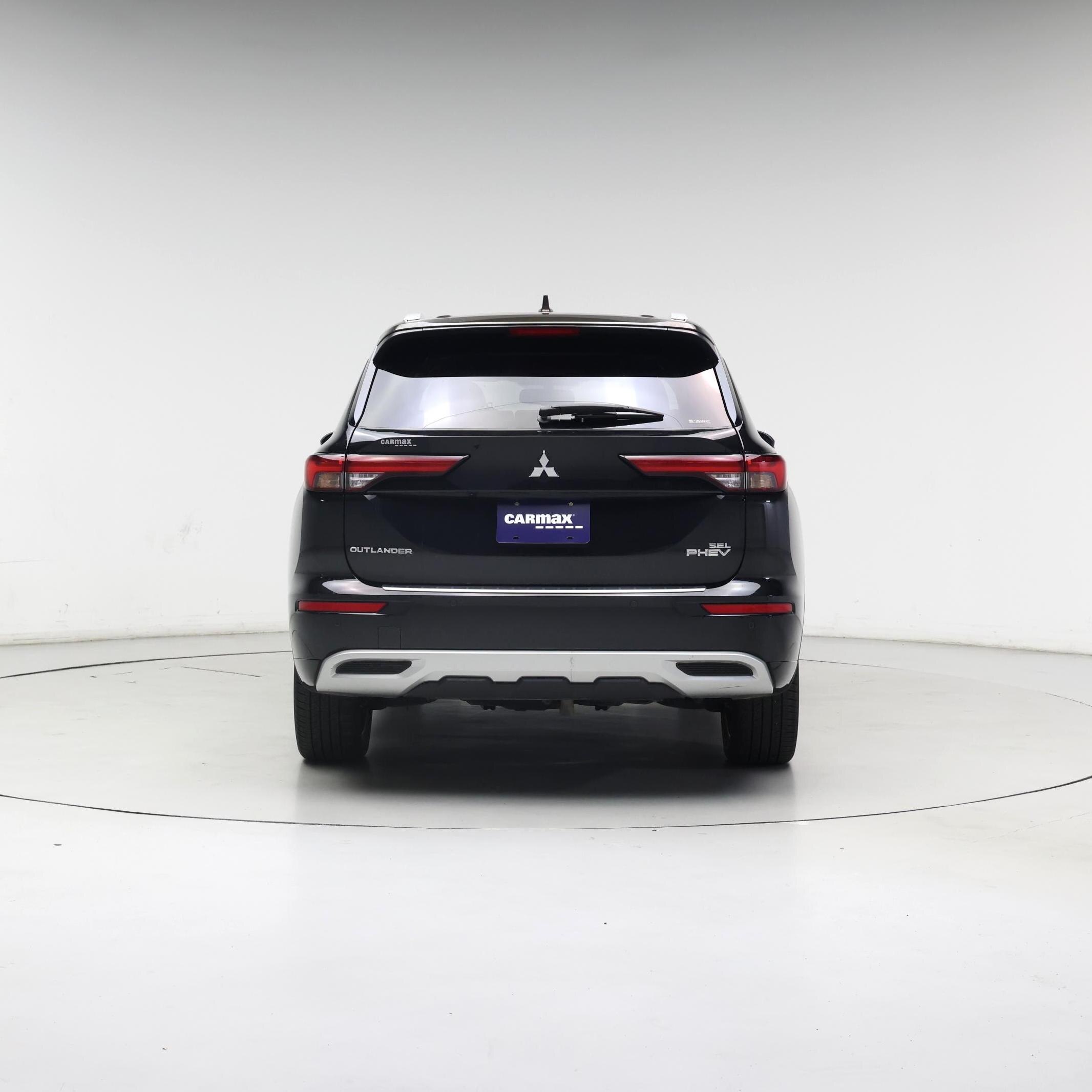 Thumbnail: 2023 Mitsubishi Outlander - 6