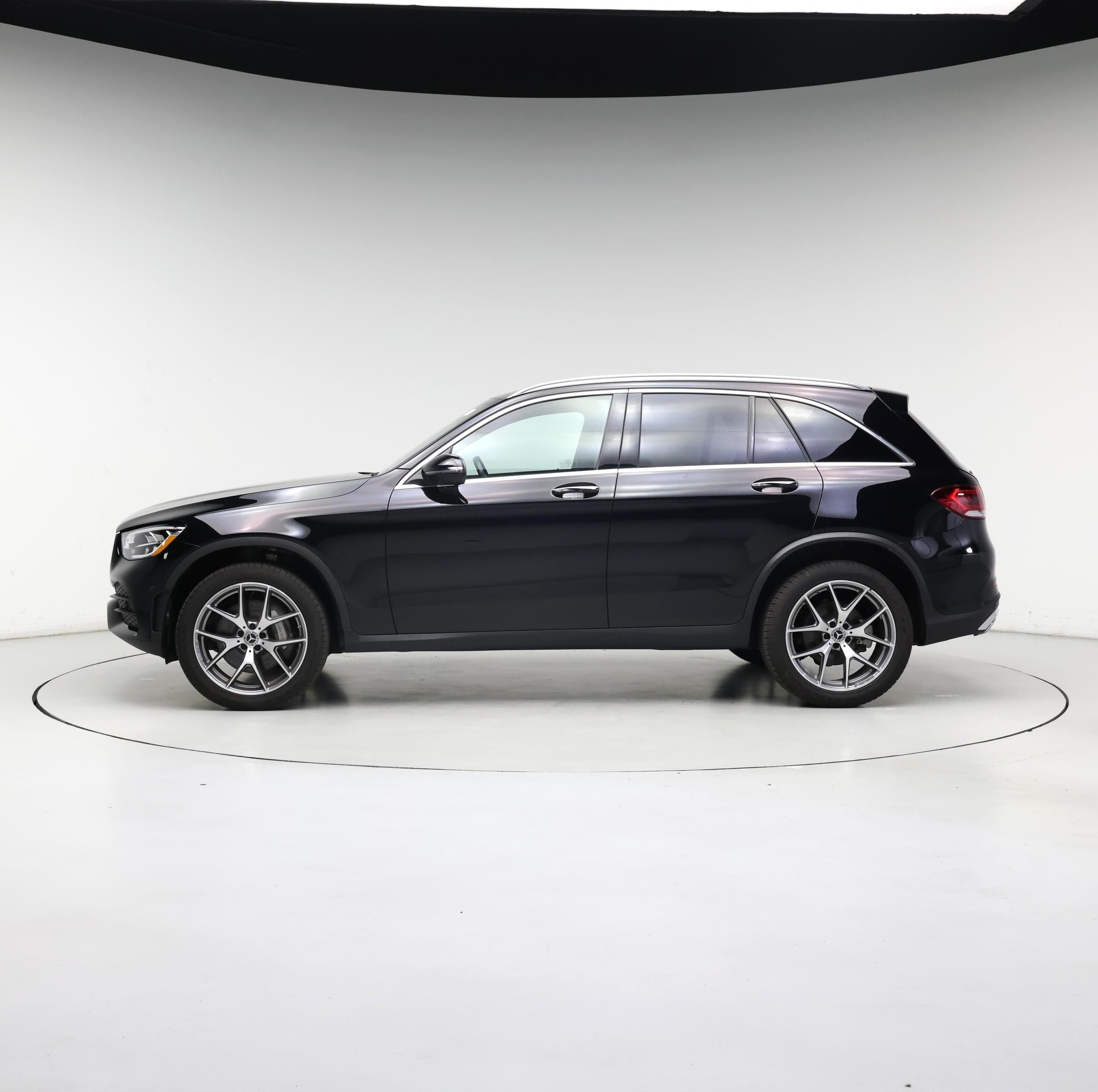 Thumbnail: 2022 Mercedes-Benz GLC - 3