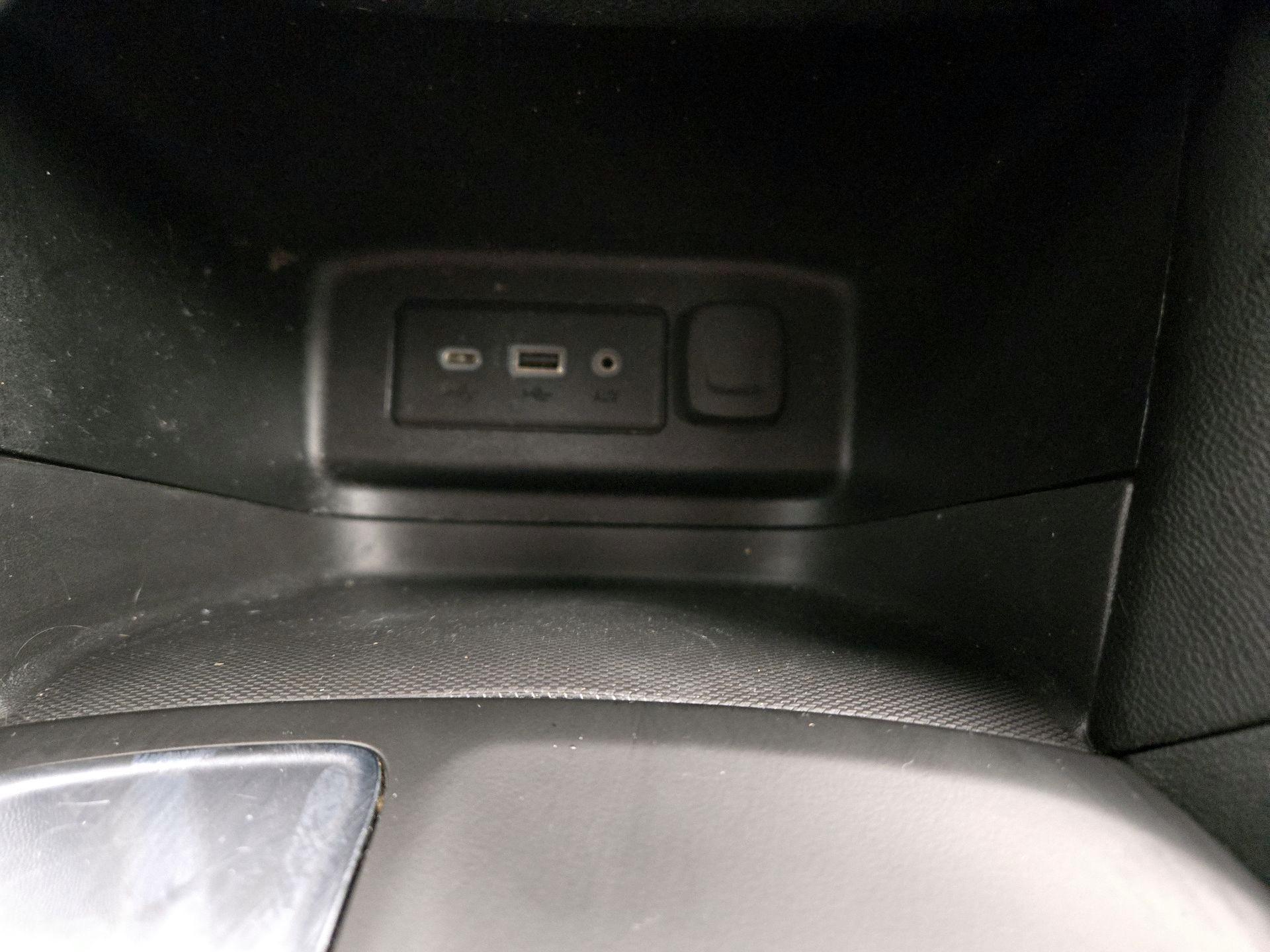 Thumbnail: 2020 Chevrolet Equinox - 18