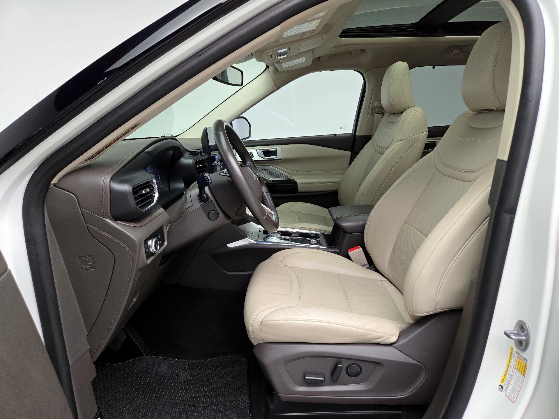 Thumbnail: 2022 Ford Explorer - 11