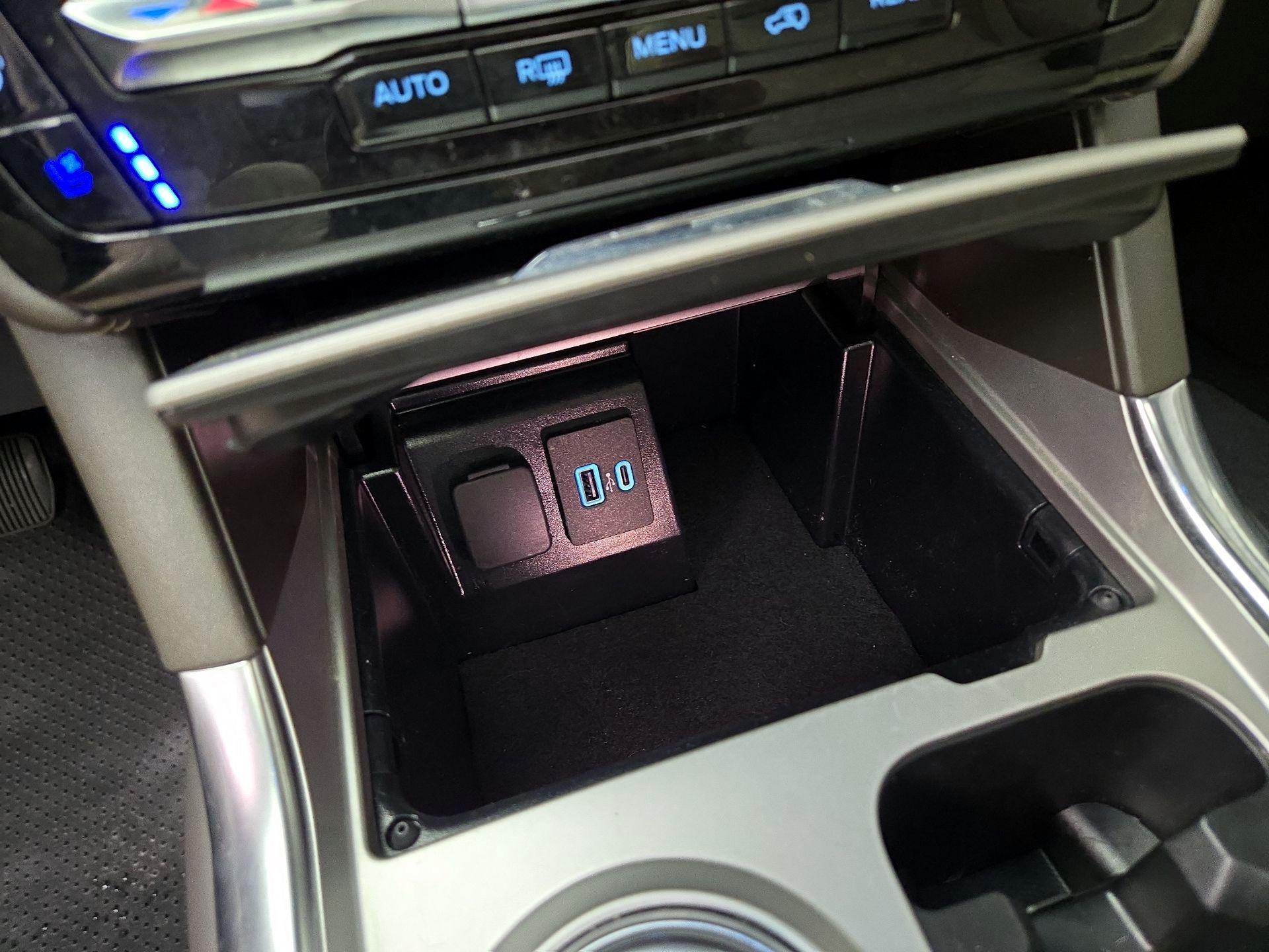 Thumbnail: 2022 Ford Explorer - 19