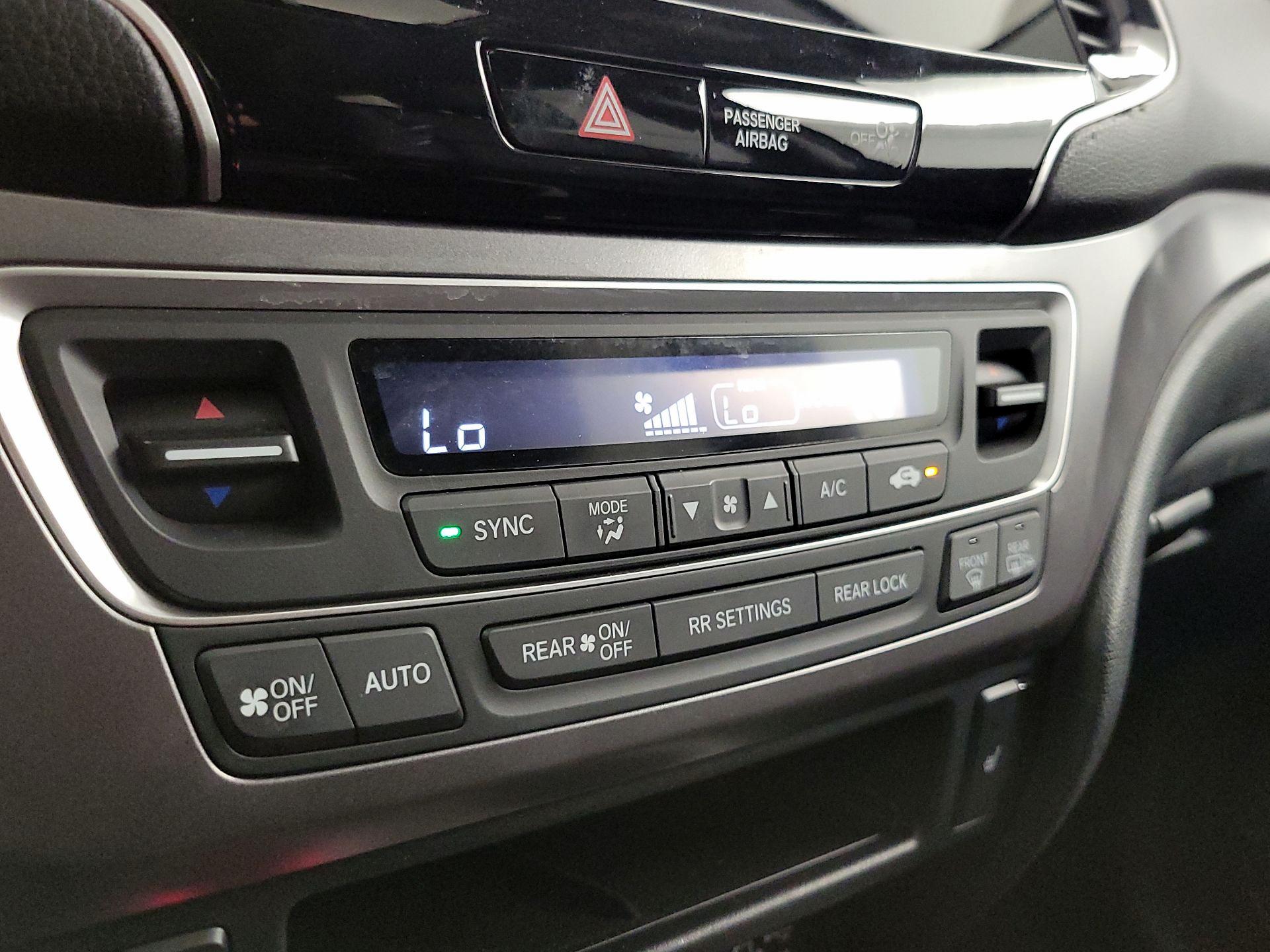 Thumbnail: 2022 Honda Pilot - 16