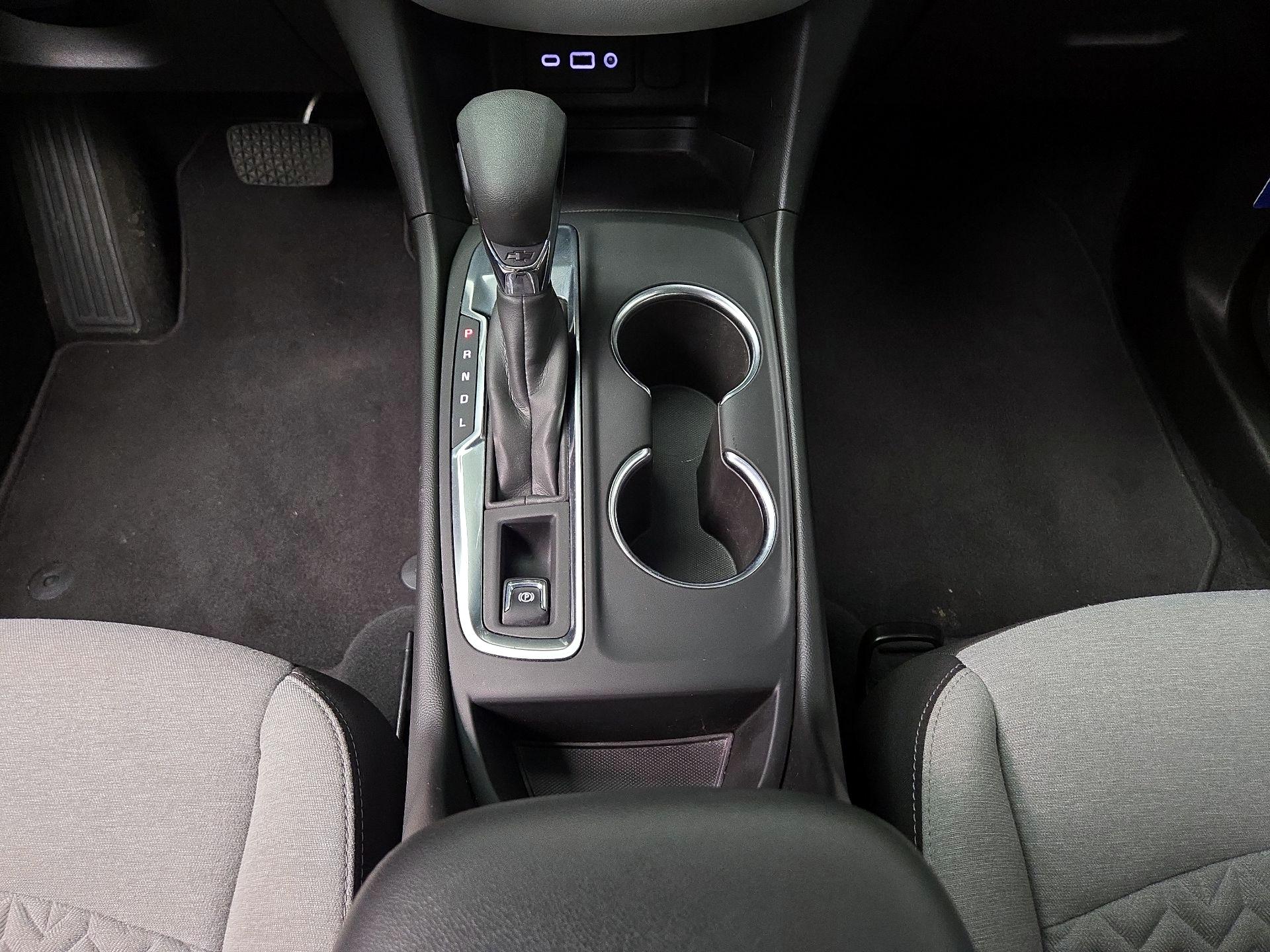 Thumbnail: 2022 Chevrolet Equinox - 17