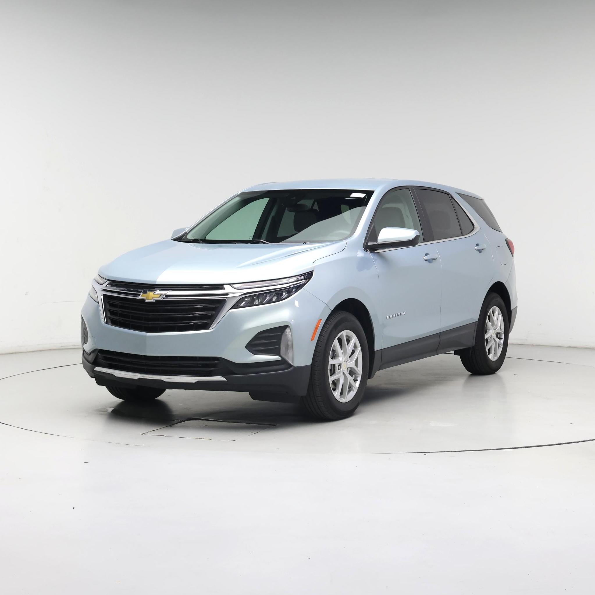 Thumbnail: 2022 Chevrolet Equinox - 4