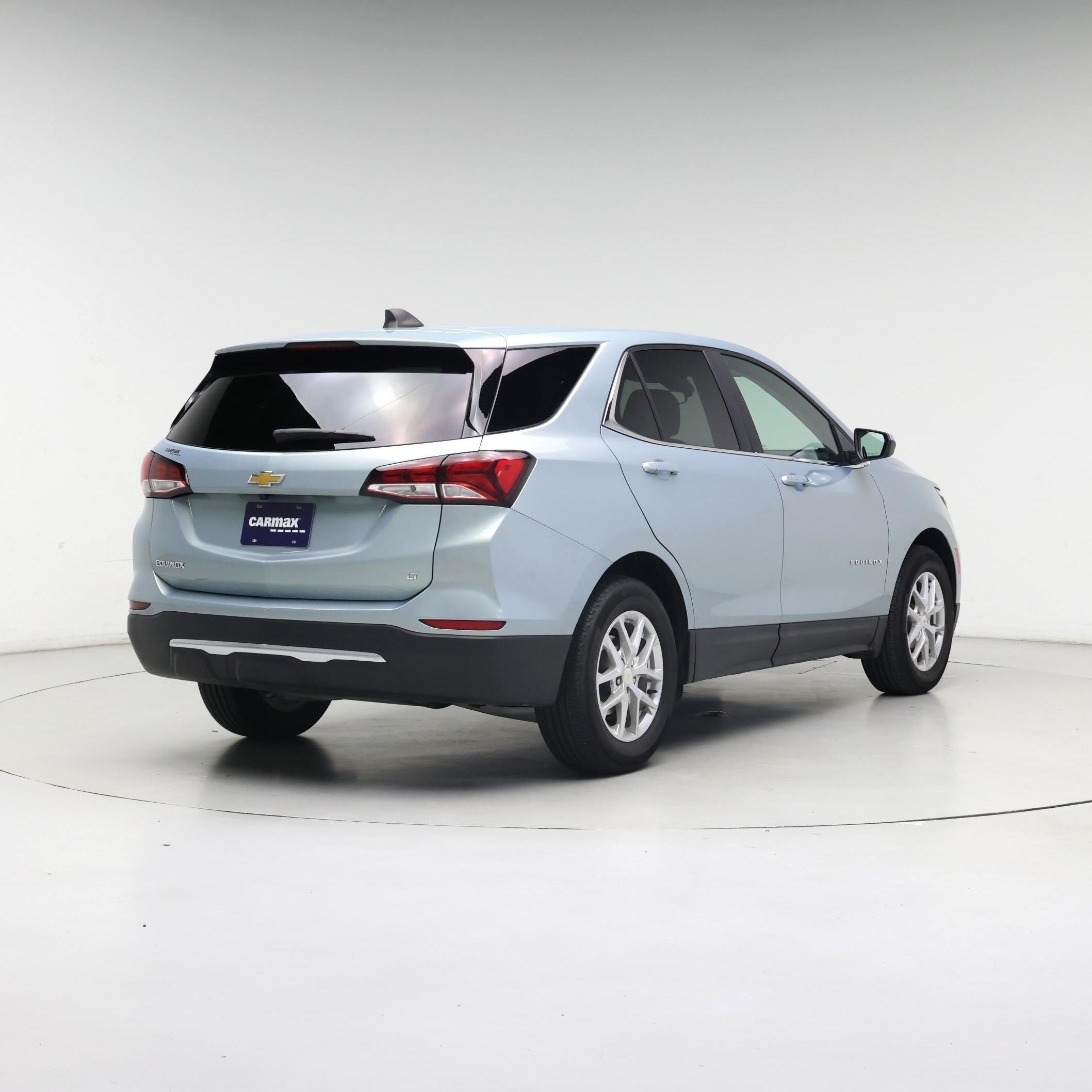 Thumbnail: 2022 Chevrolet Equinox - 8