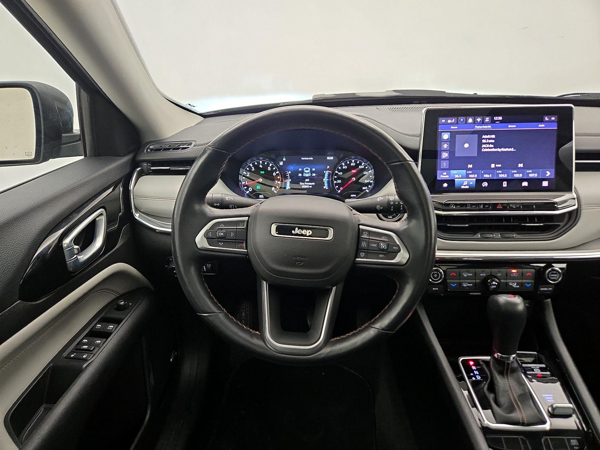 Thumbnail: 2022 Jeep Compass - 10