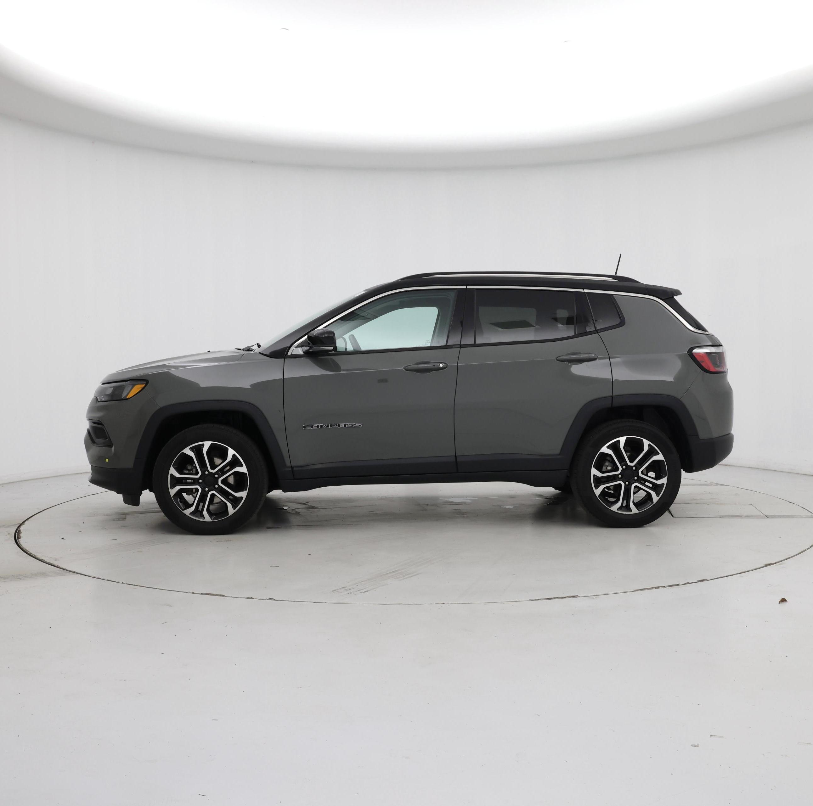 Thumbnail: 2022 Jeep Compass - 3