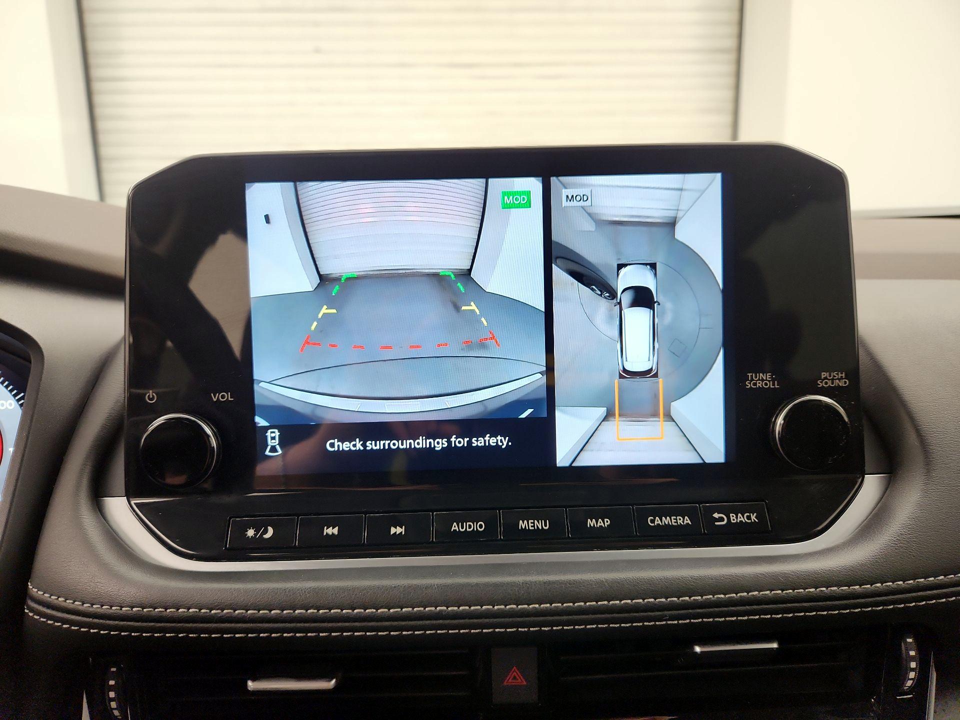 Thumbnail: 2022 Nissan Rogue - 15