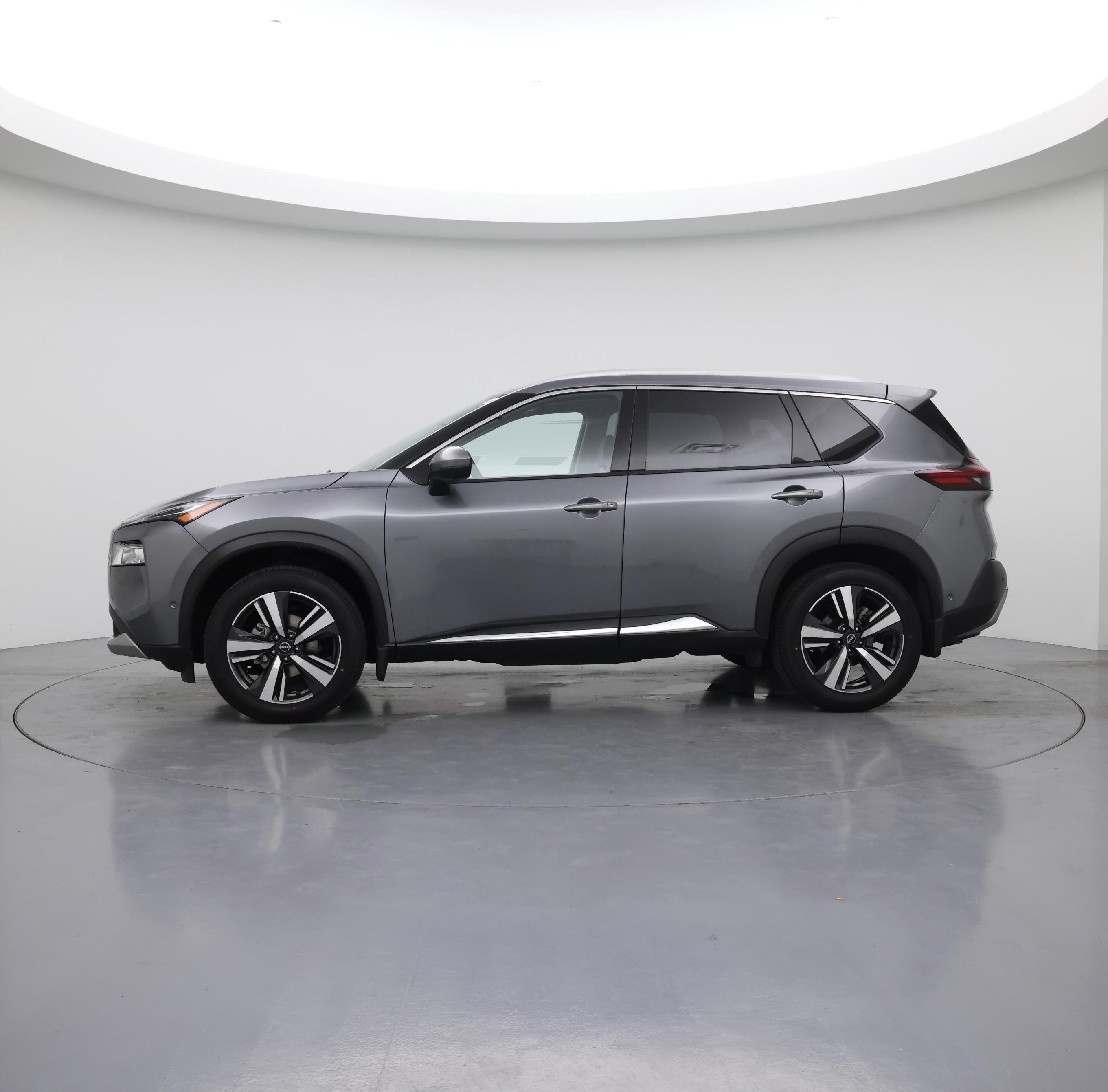 Thumbnail: 2022 Nissan Rogue - 3