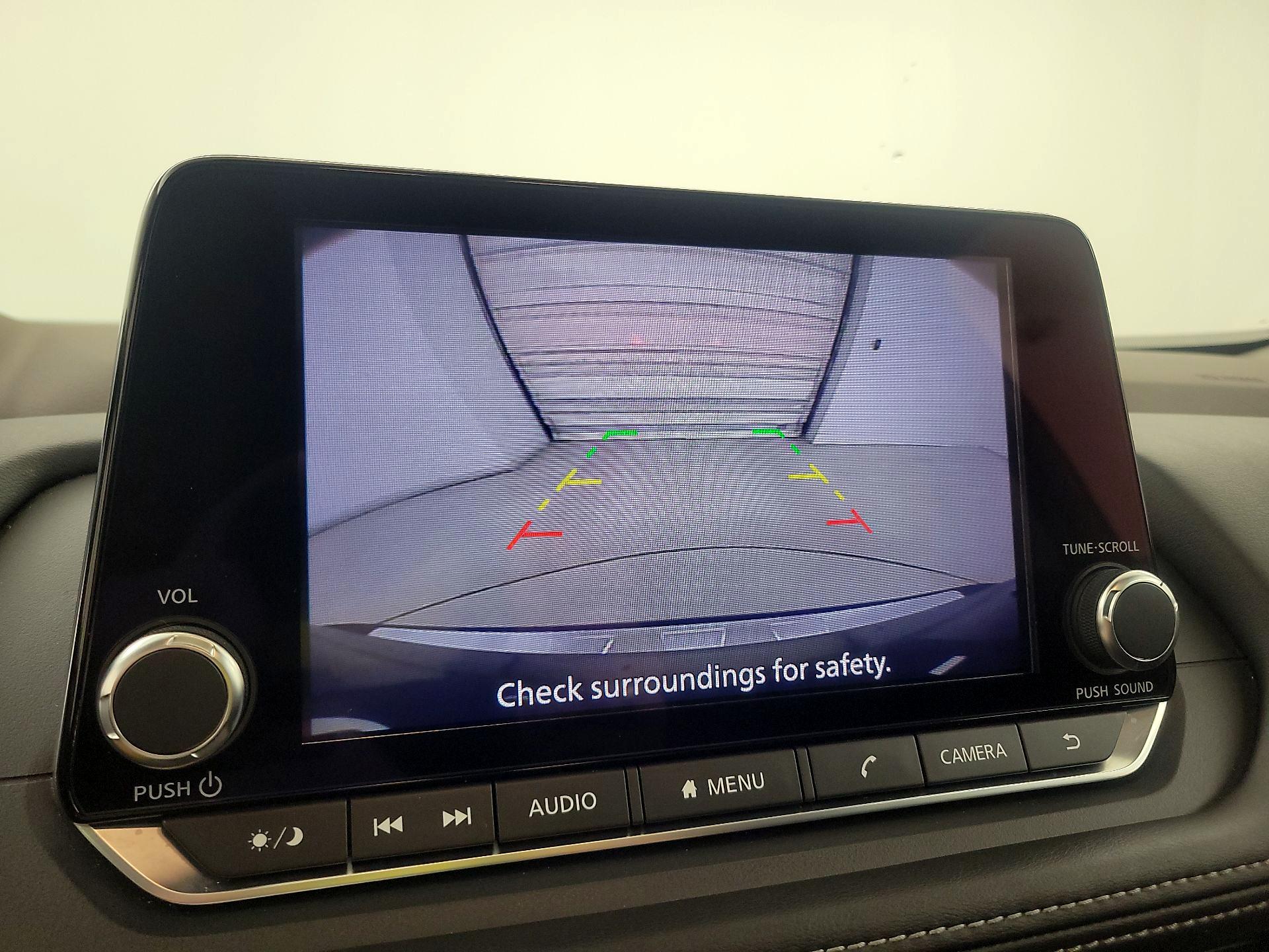 Thumbnail: 2022 Nissan Rogue - 14