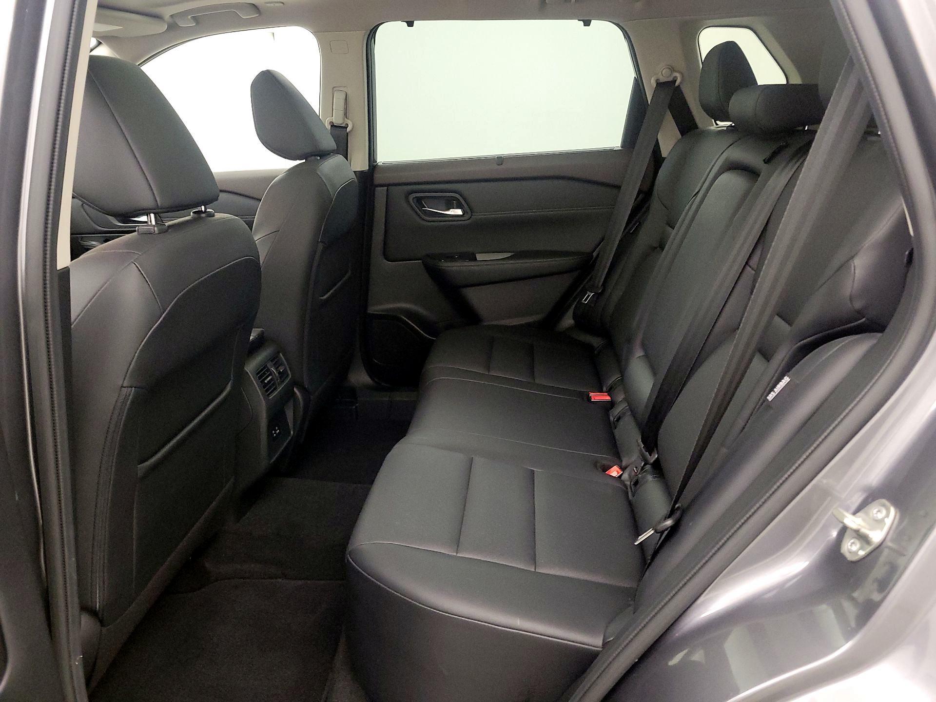 Thumbnail: 2022 Nissan Rogue - 20