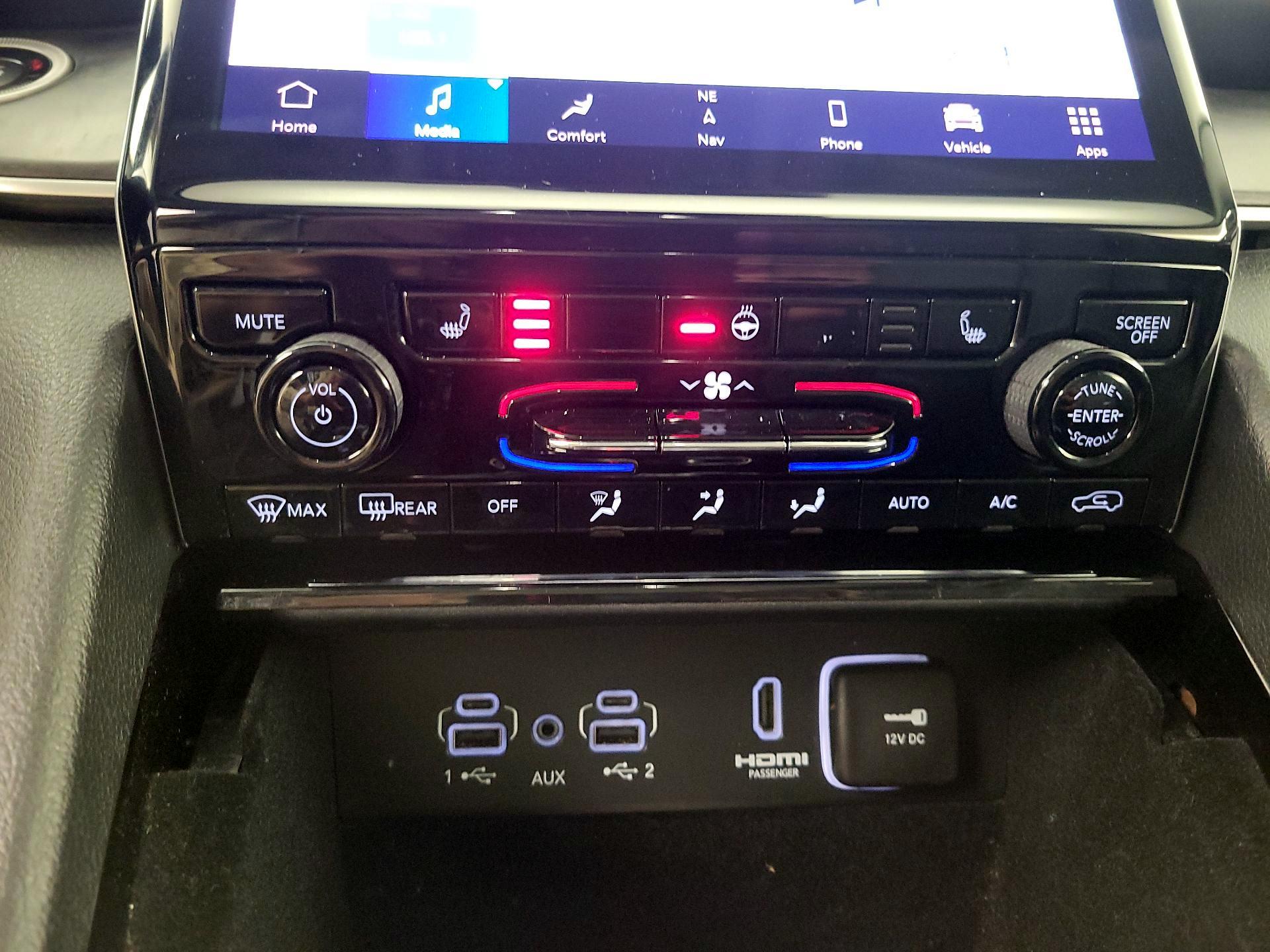 Thumbnail: 2022 Jeep Grand Cherokee L - 17