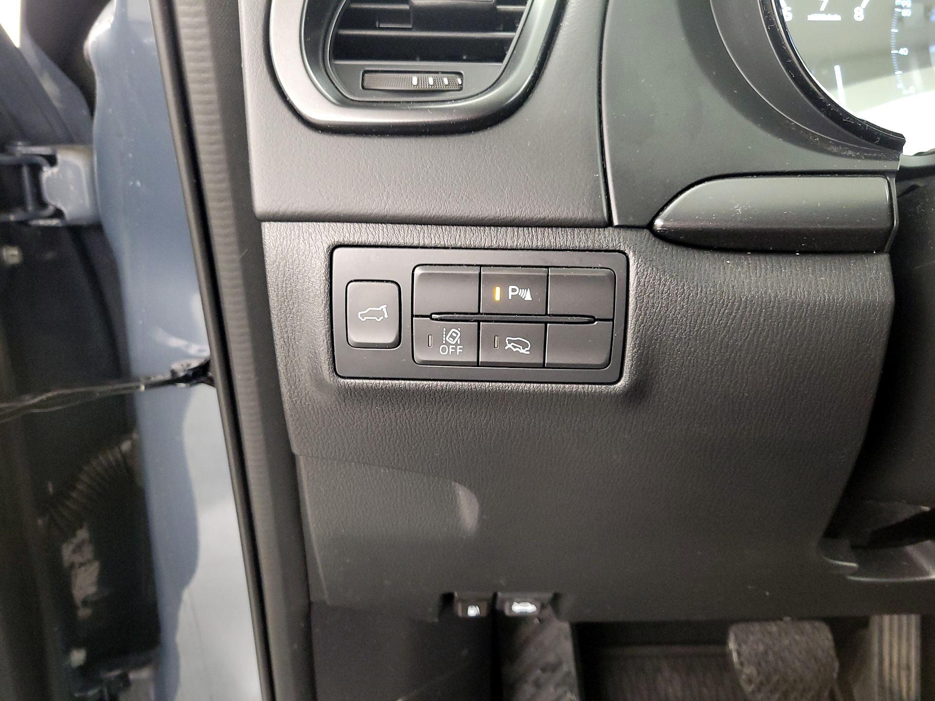 Thumbnail: 2023 Mazda CX-9 - 13