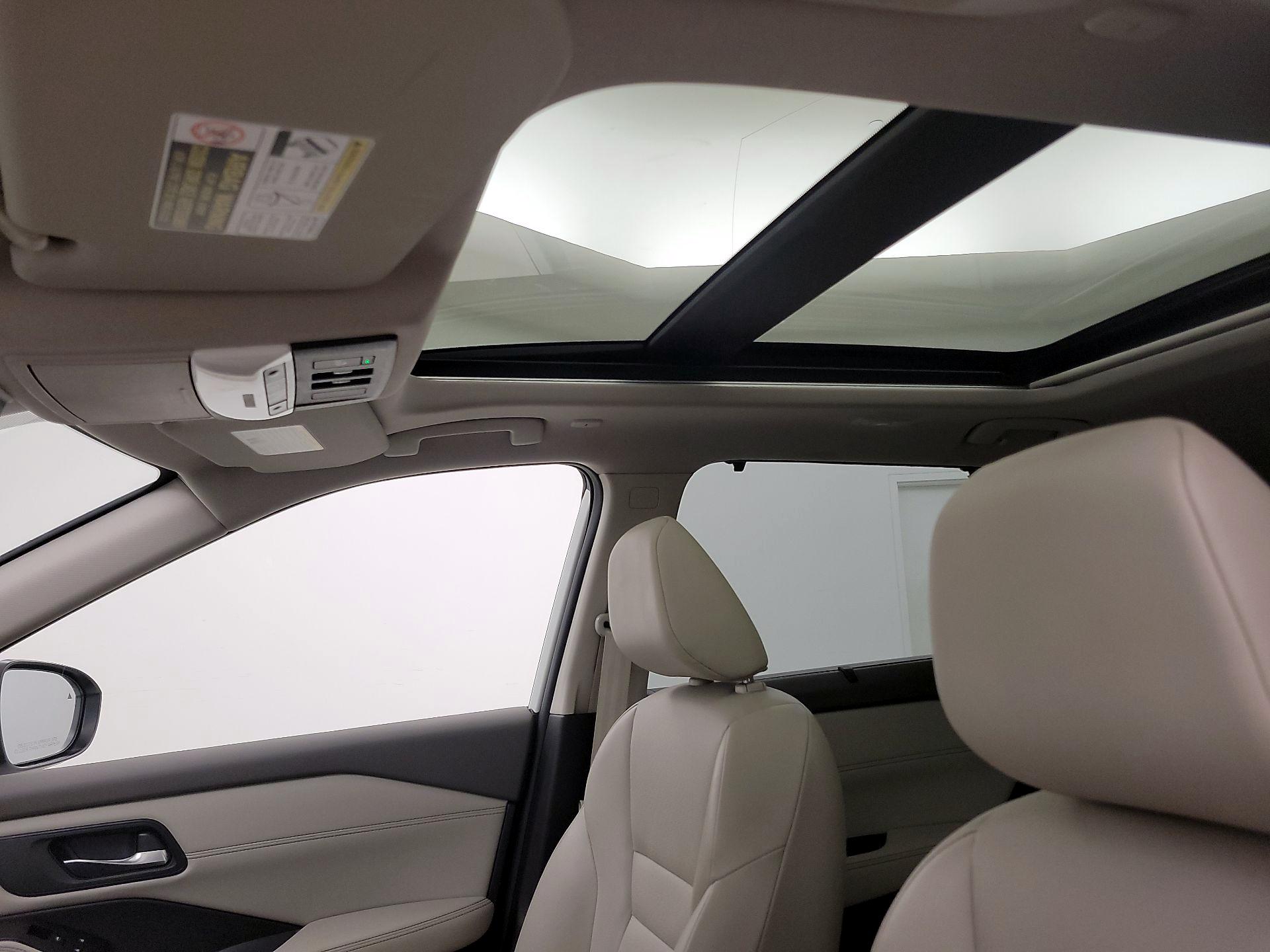 Thumbnail: 2022 Nissan Rogue - 19