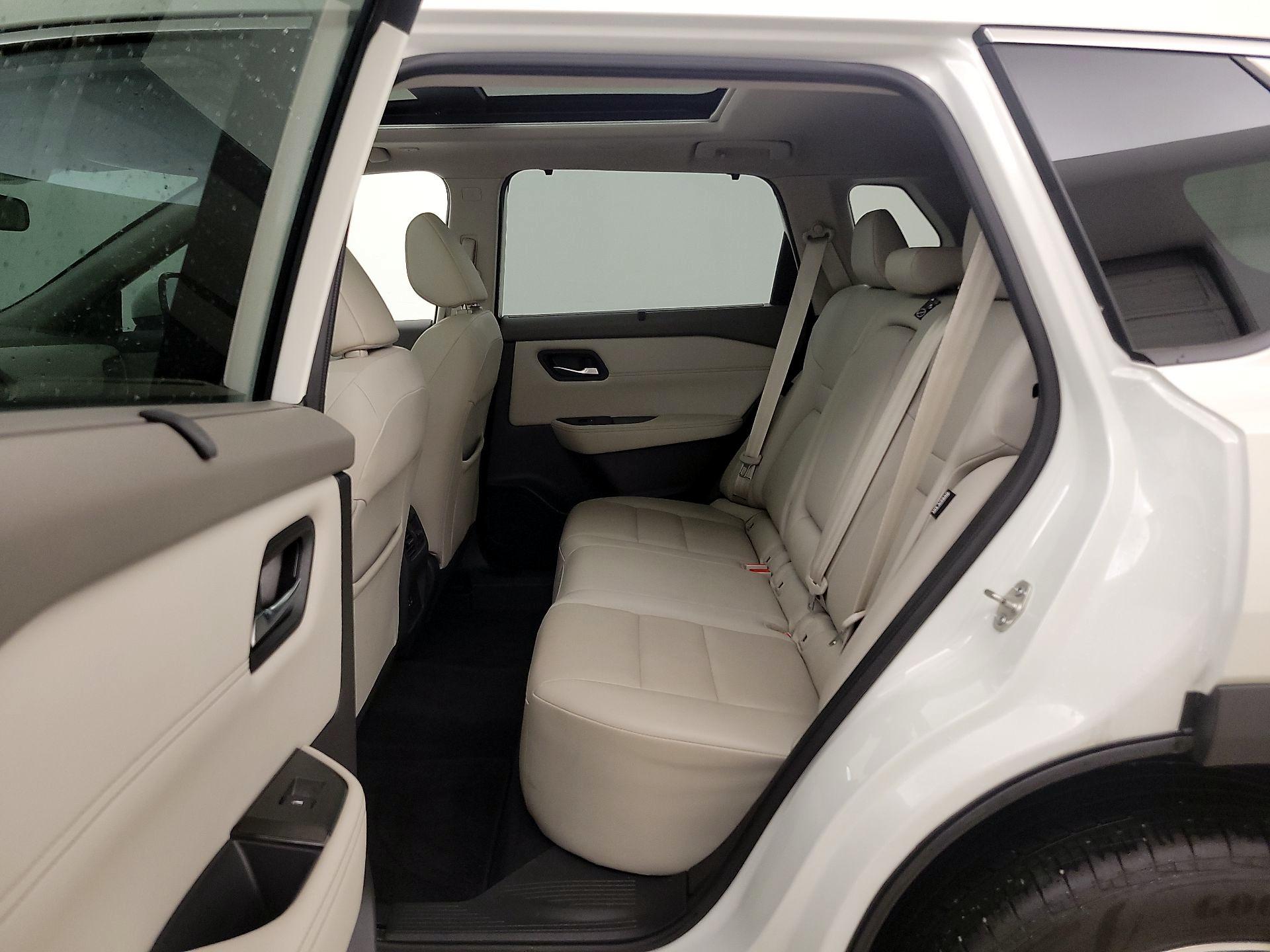 Thumbnail: 2022 Nissan Rogue - 20