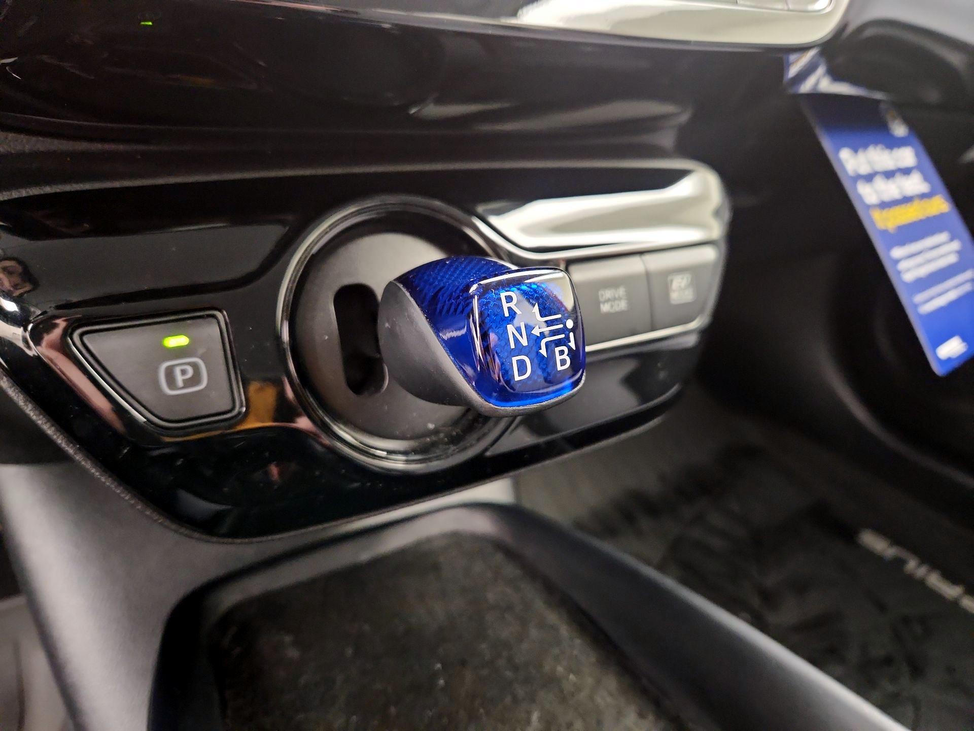 Thumbnail: 2021 Toyota Prius - 17