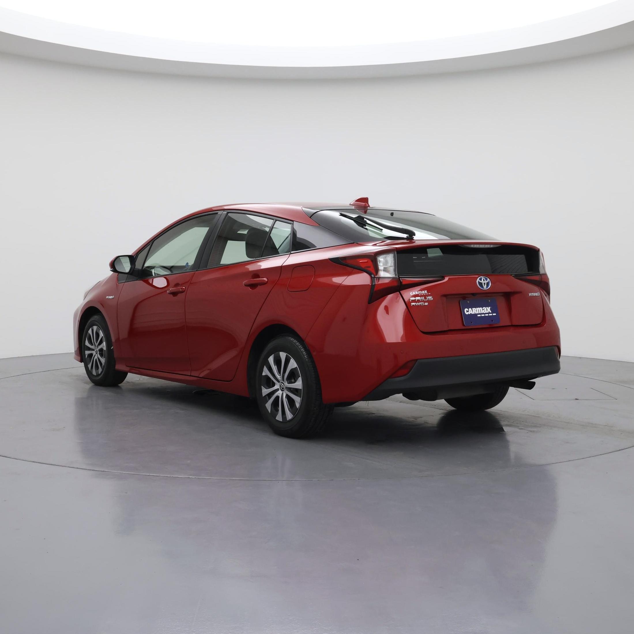 Thumbnail: 2021 Toyota Prius - 2