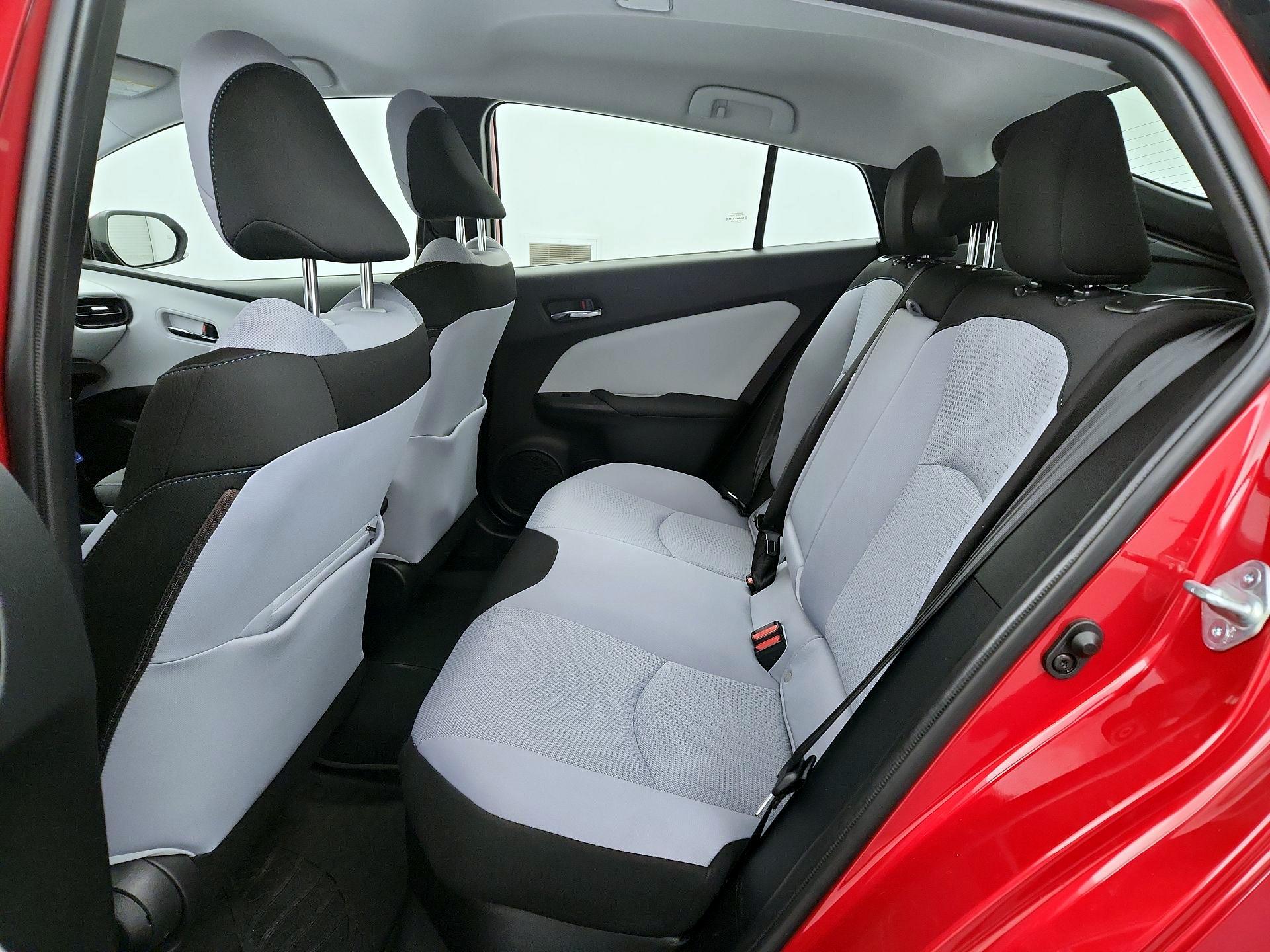 Thumbnail: 2021 Toyota Prius - 19