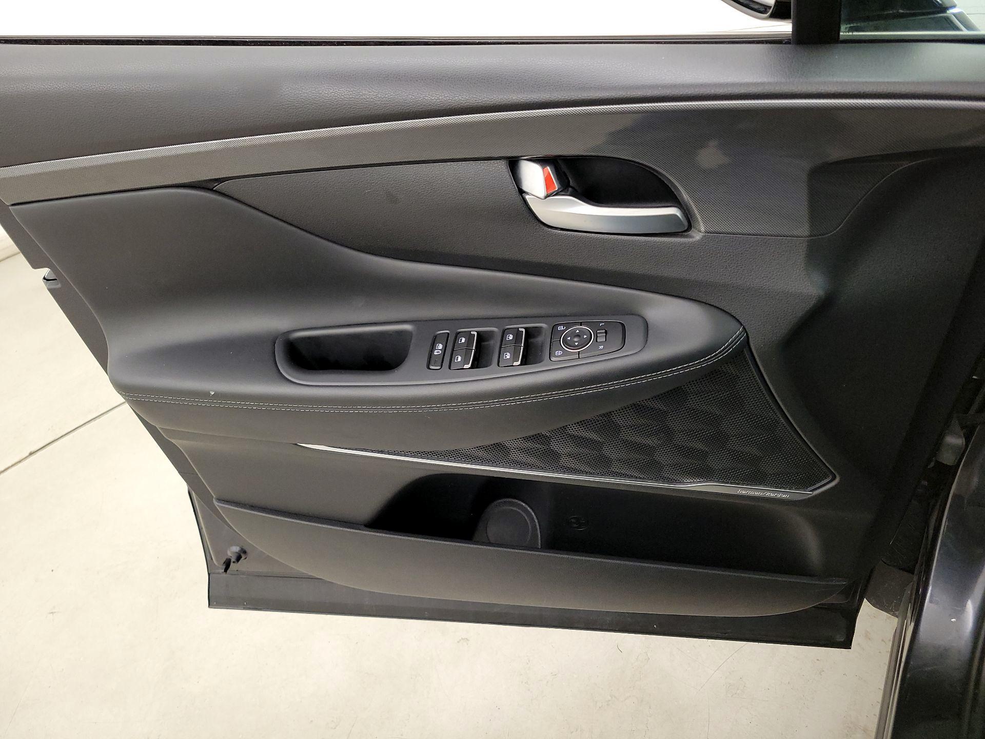 Thumbnail: 2023 Hyundai Santa Fe - 12