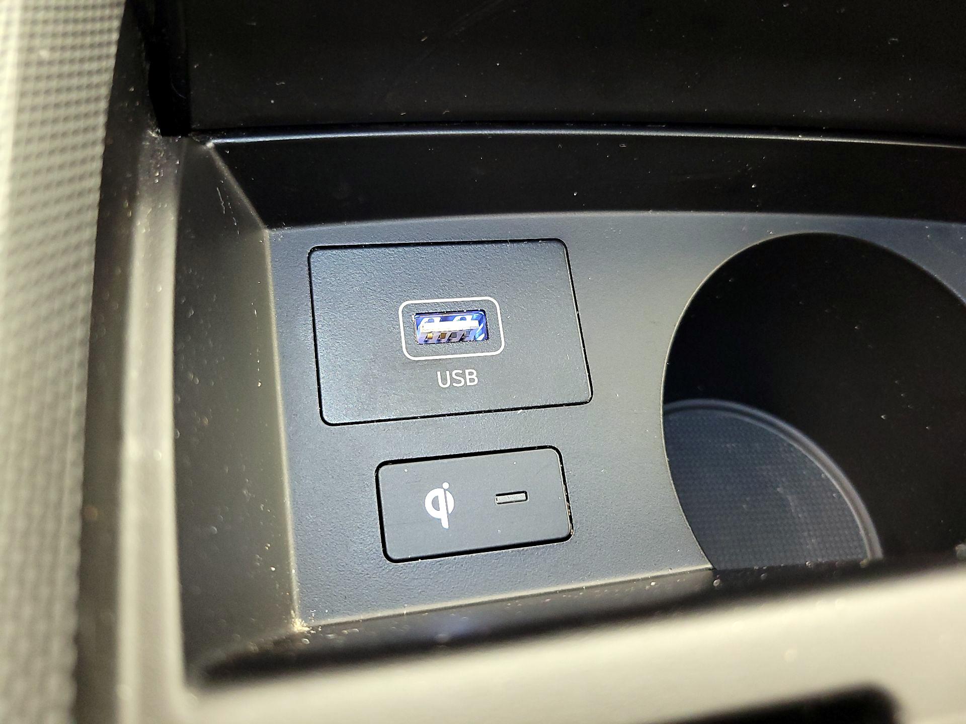 Thumbnail: 2023 Hyundai Santa Fe - 19