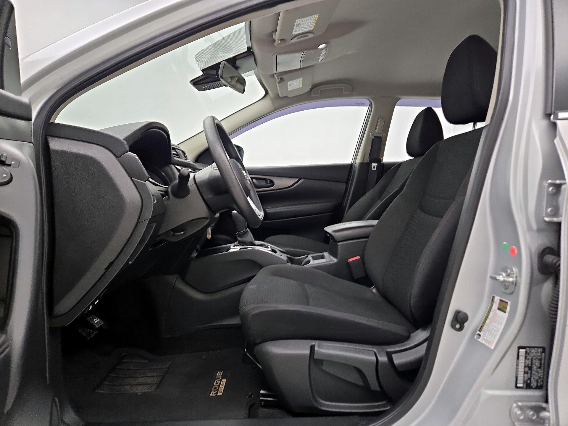 Thumbnail: 2020 Nissan Rogue Sport - 11