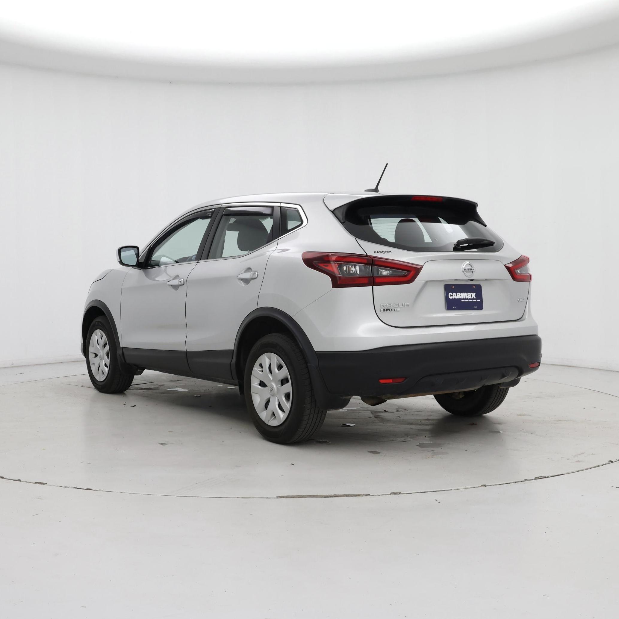 Thumbnail: 2020 Nissan Rogue Sport - 2