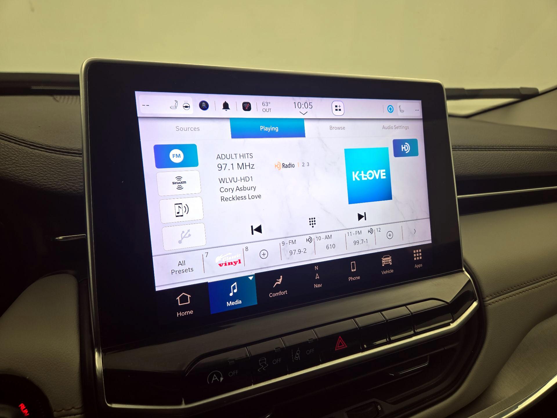 Thumbnail: 2022 Jeep Compass - 16